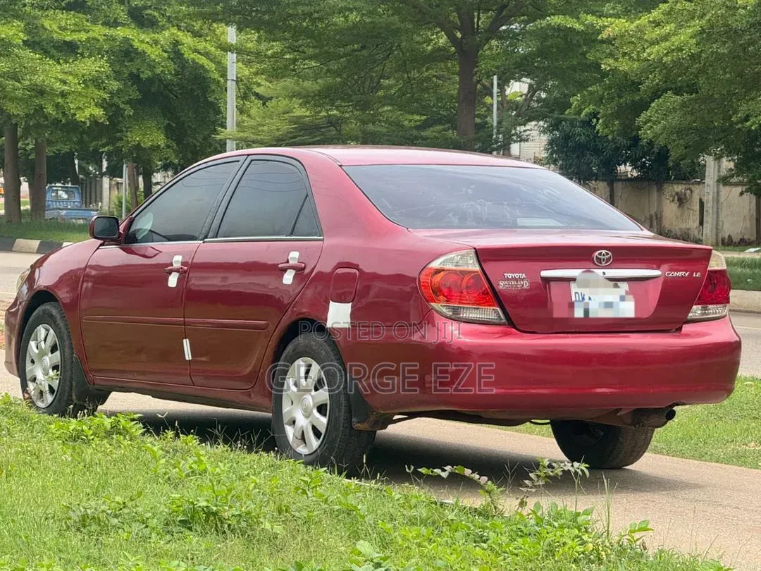 Toyota Camry 2005 Red