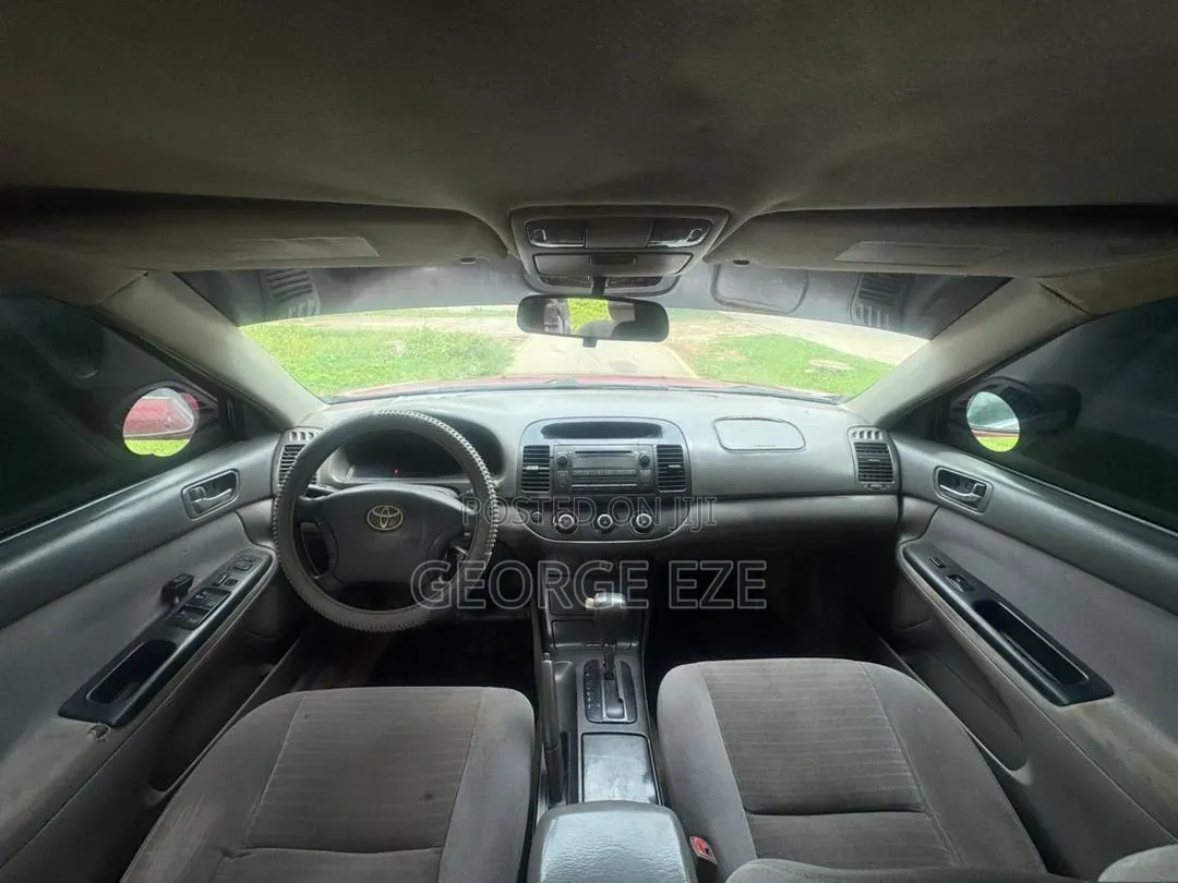 Toyota Camry 2005 Red