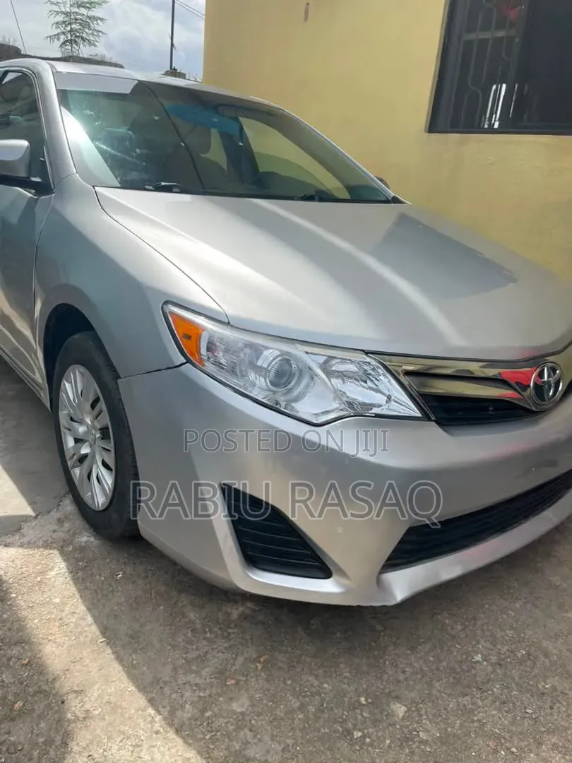 Toyota Camry 2013 Silver