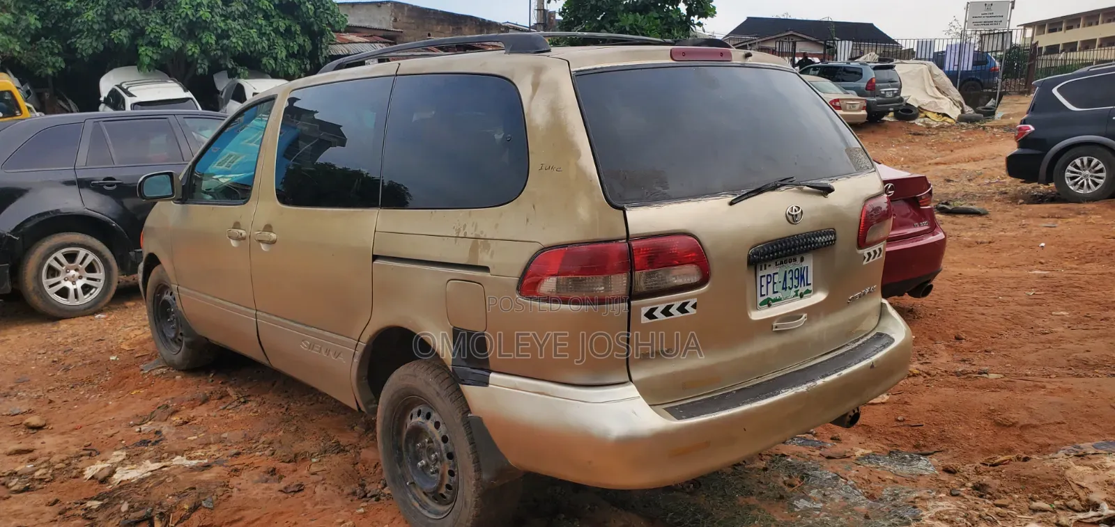 Toyota Sienna 2002 Gold