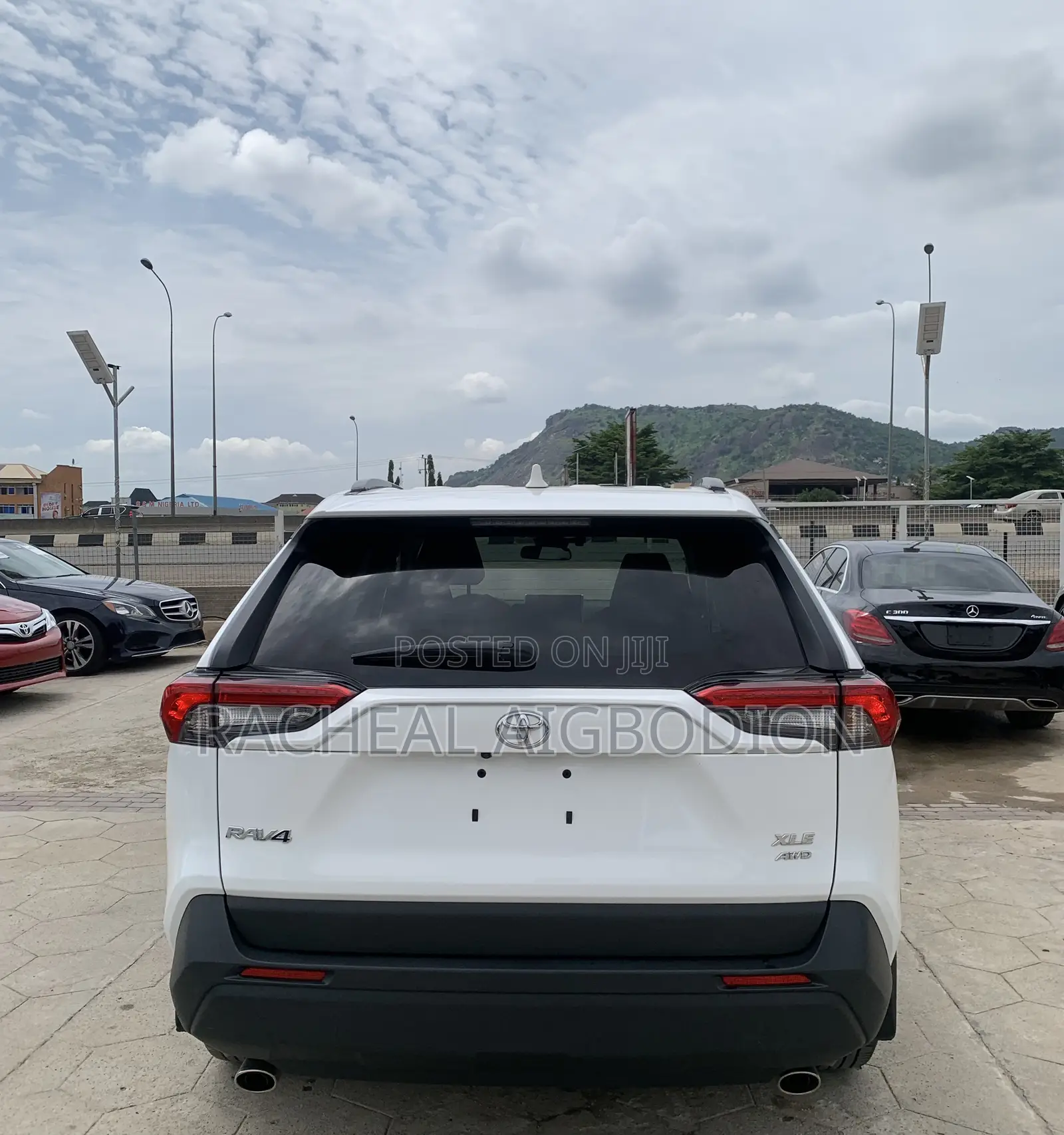 Toyota RAV4 2024 White