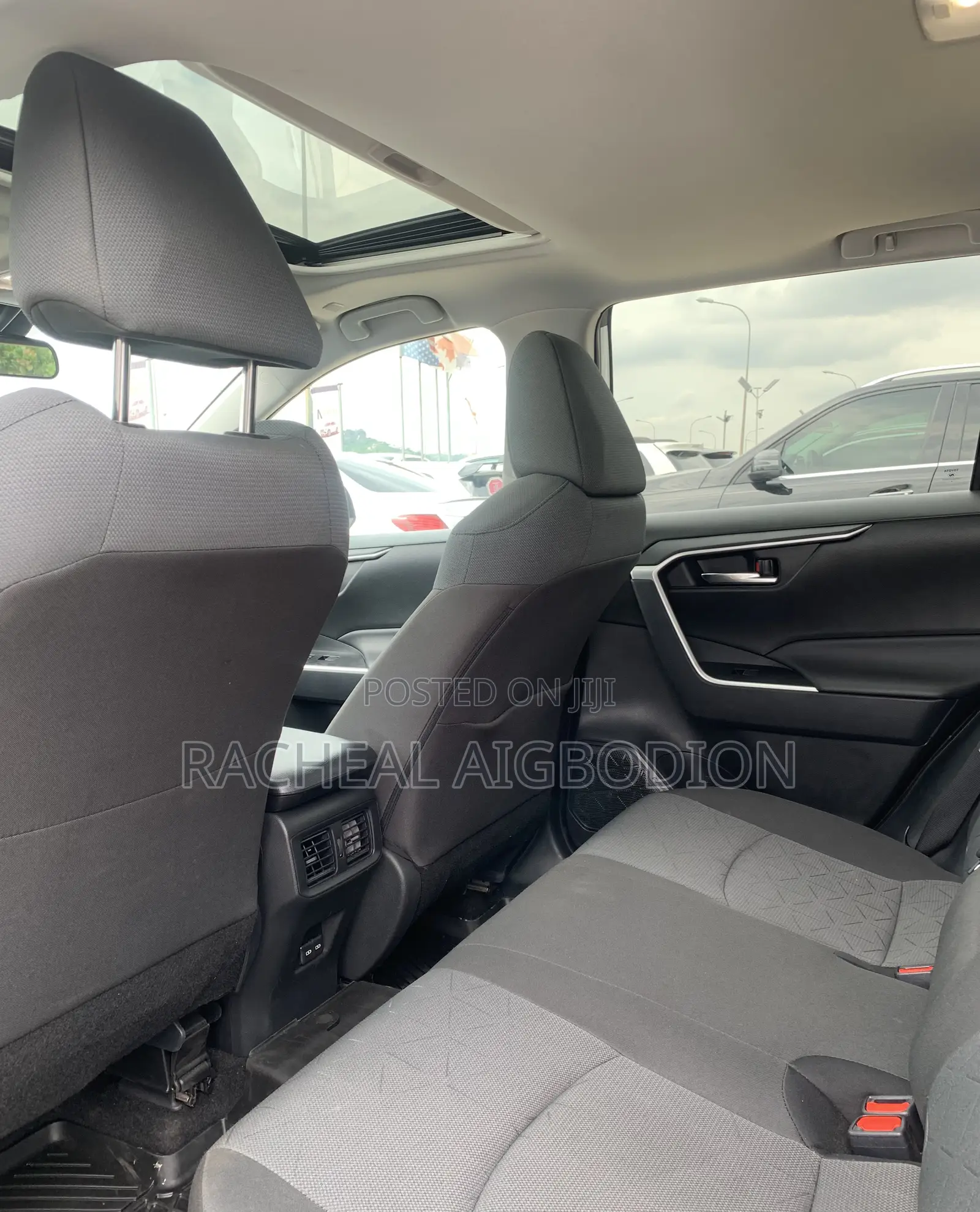 Toyota RAV4 2024 White