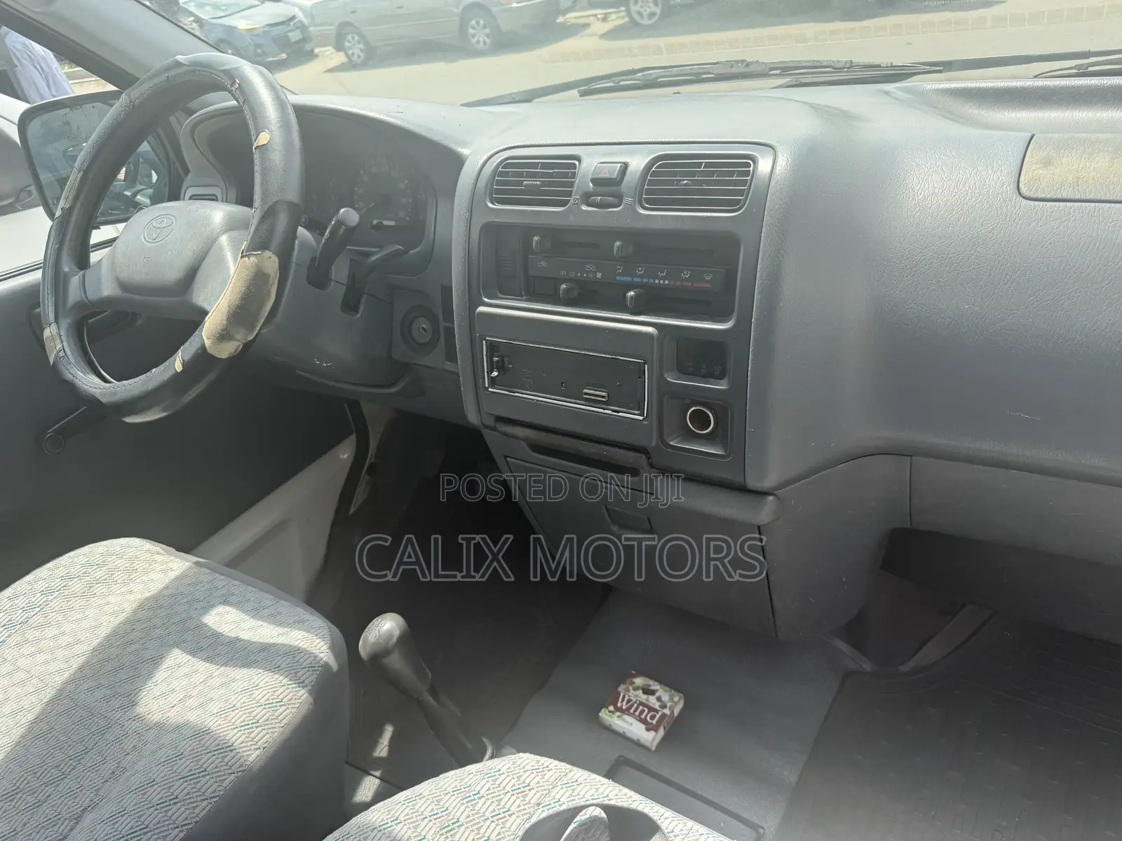 Toyota HiAce 2007 White