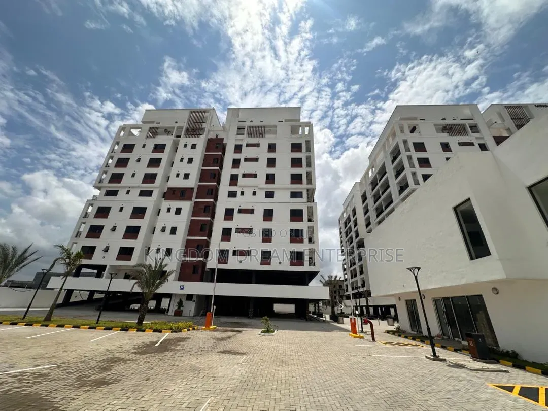 3bdrm Apartment in Ikate Lekki for rent