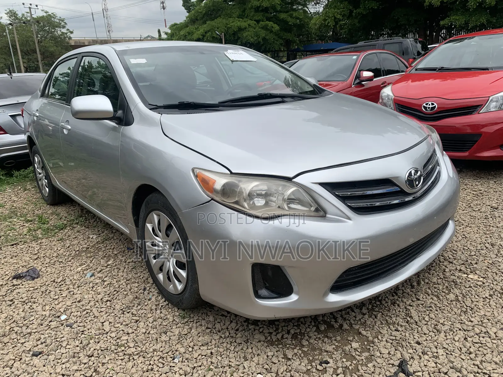 Toyota Corolla LE 4dr Sedan (1.8L 4cyl 4A) 2013 Silver