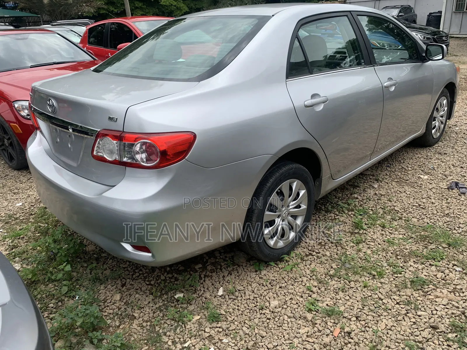 Toyota Corolla LE 4dr Sedan (1.8L 4cyl 4A) 2013 Silver