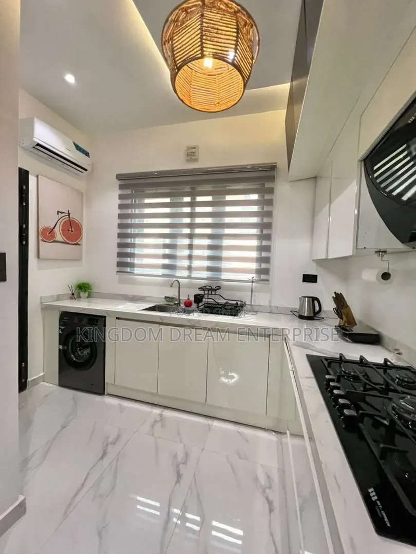 Furnished 2bdrm Apartment in Lekki Phase 1 for rent