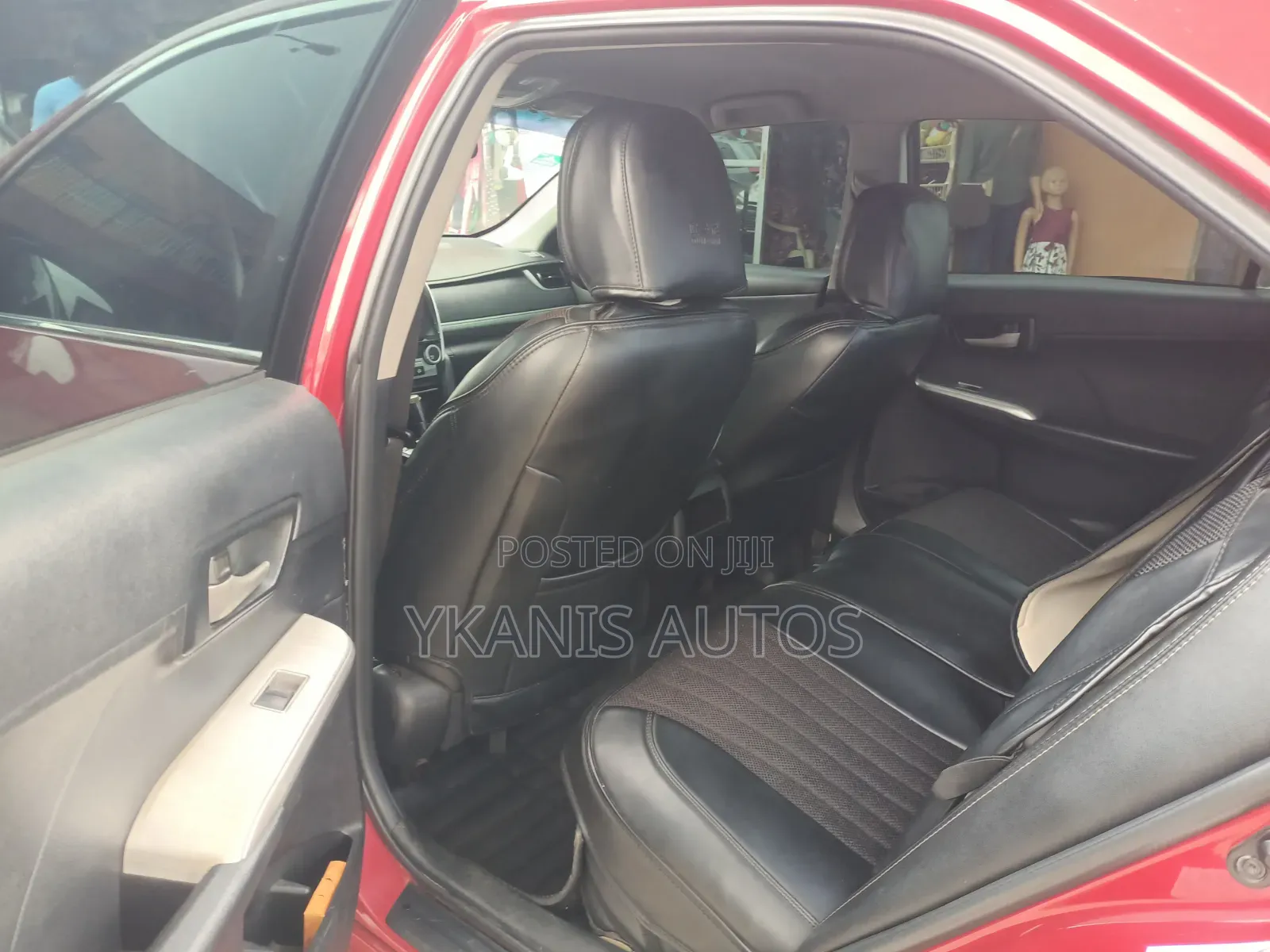 Toyota Camry SE 4dr Sedan (2.5L 4cyl 6A) 2014 Red