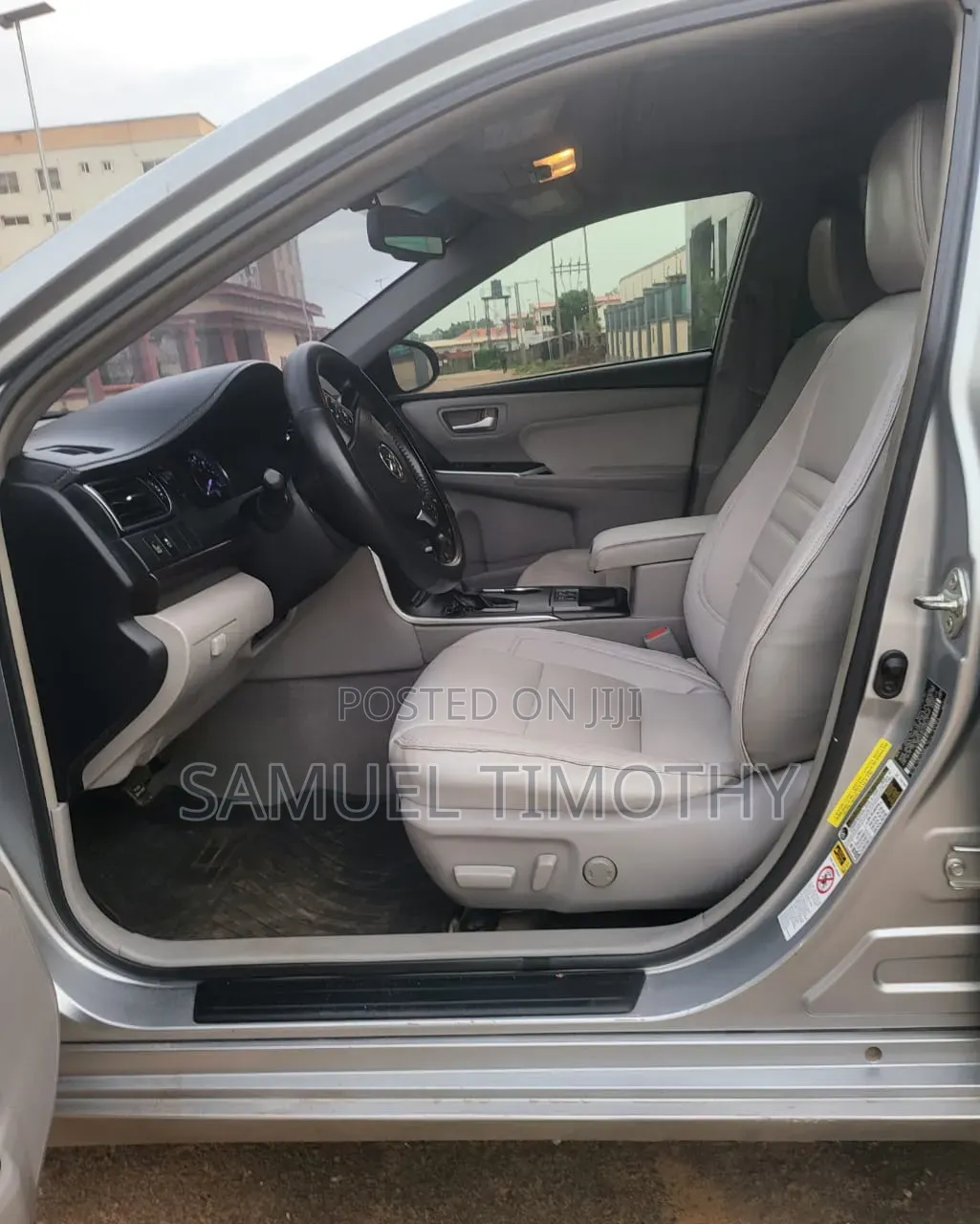 Toyota Camry 2015 Silver