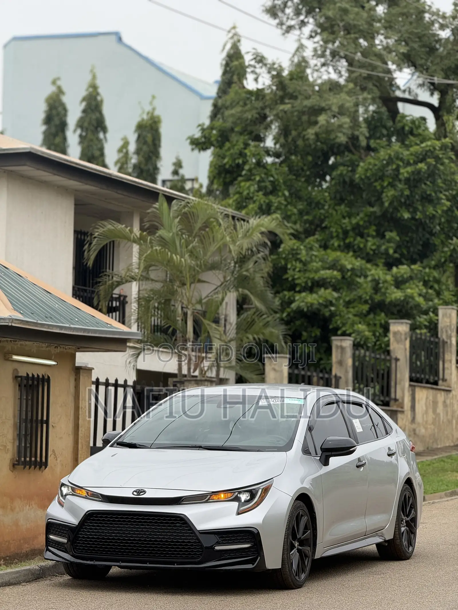 Toyota Corolla 2022 Silver