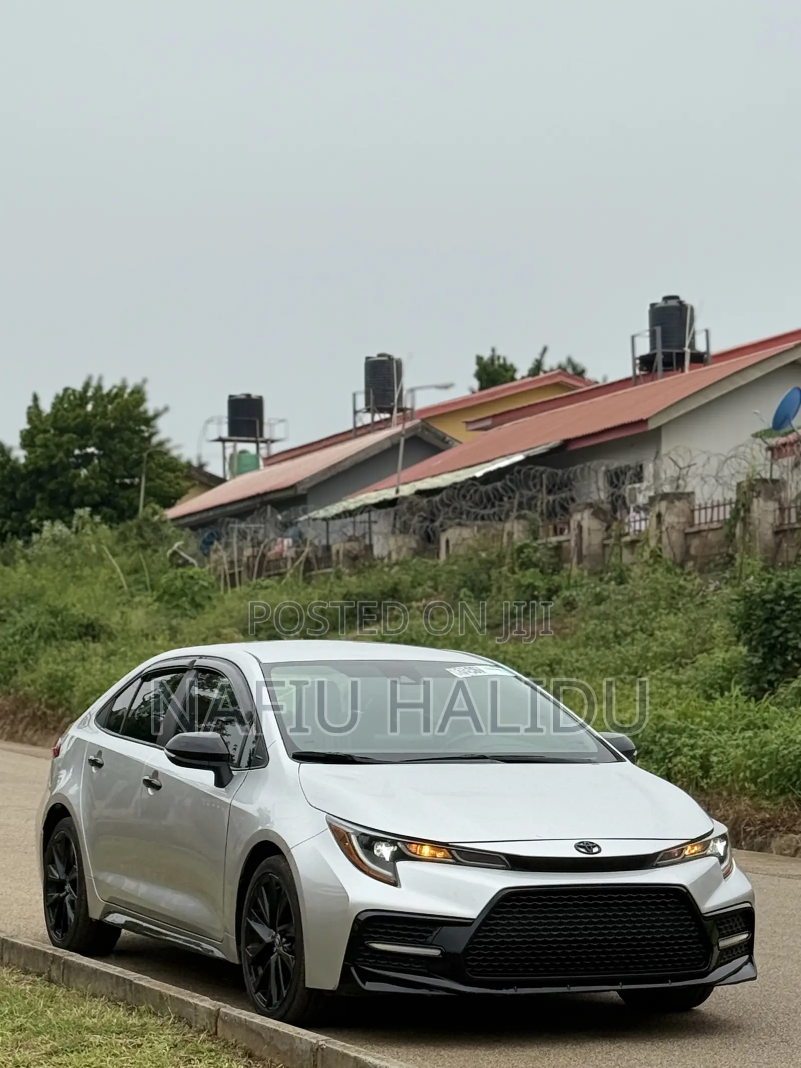 Toyota Corolla 2022 Silver
