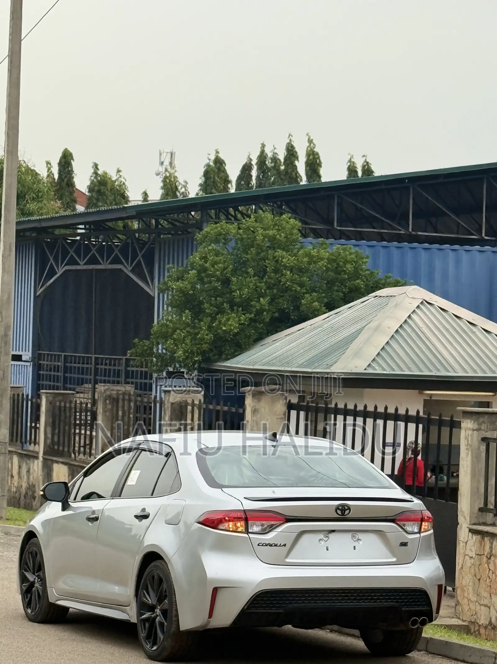 Toyota Corolla 2022 Silver