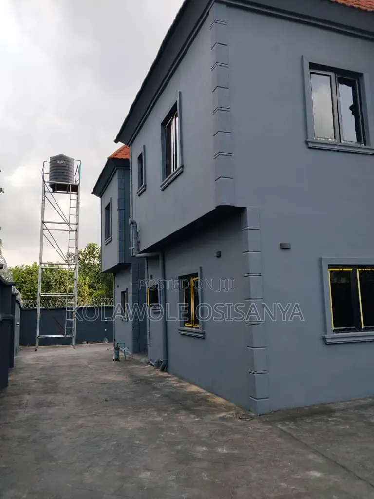 4bdrm House in Agbara for sale
