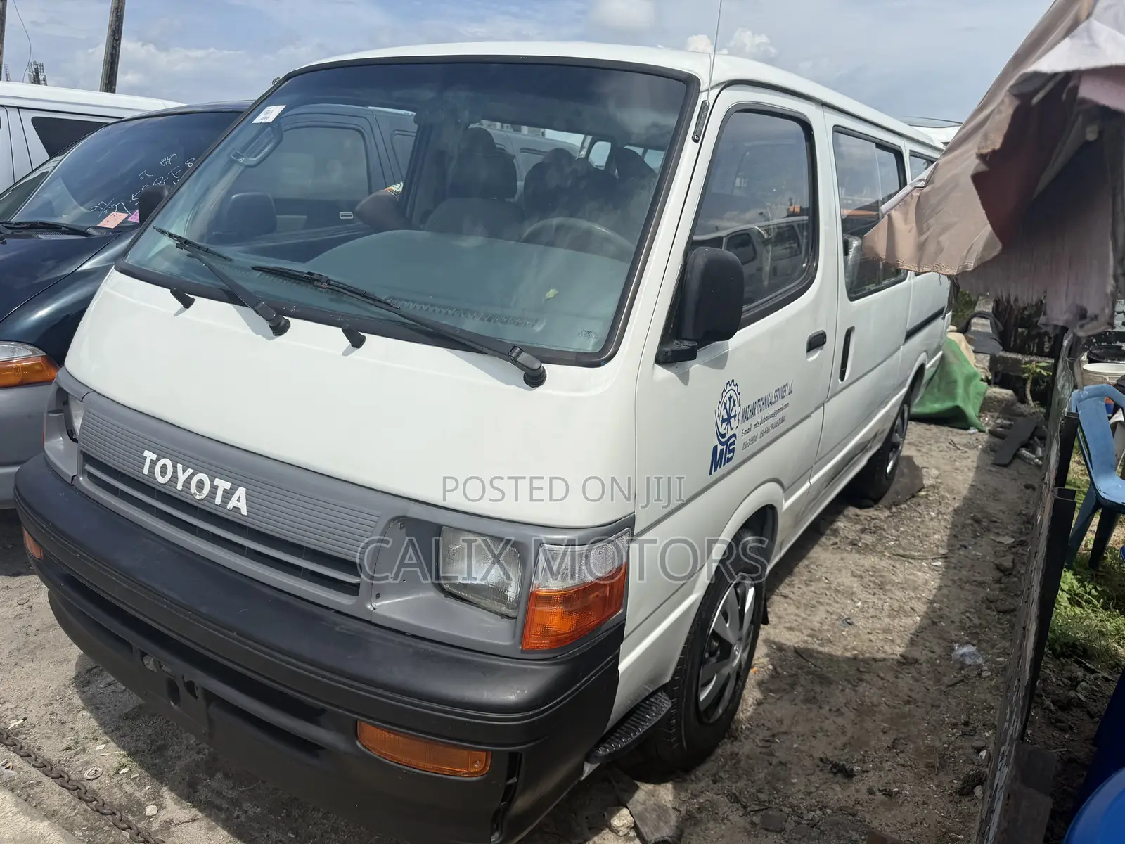 Toyota HiAce 2007 White