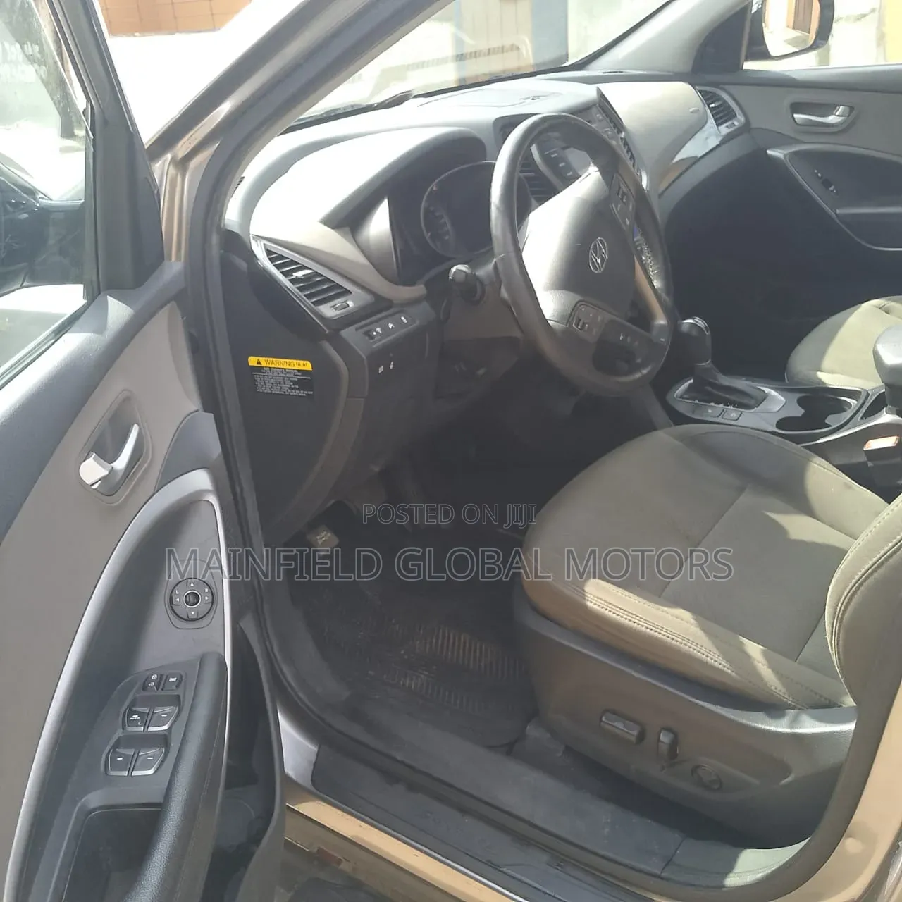 Hyundai Santa Fe GLS 4dr SUV (3.3L 6cyl 6A) 2014 Gray