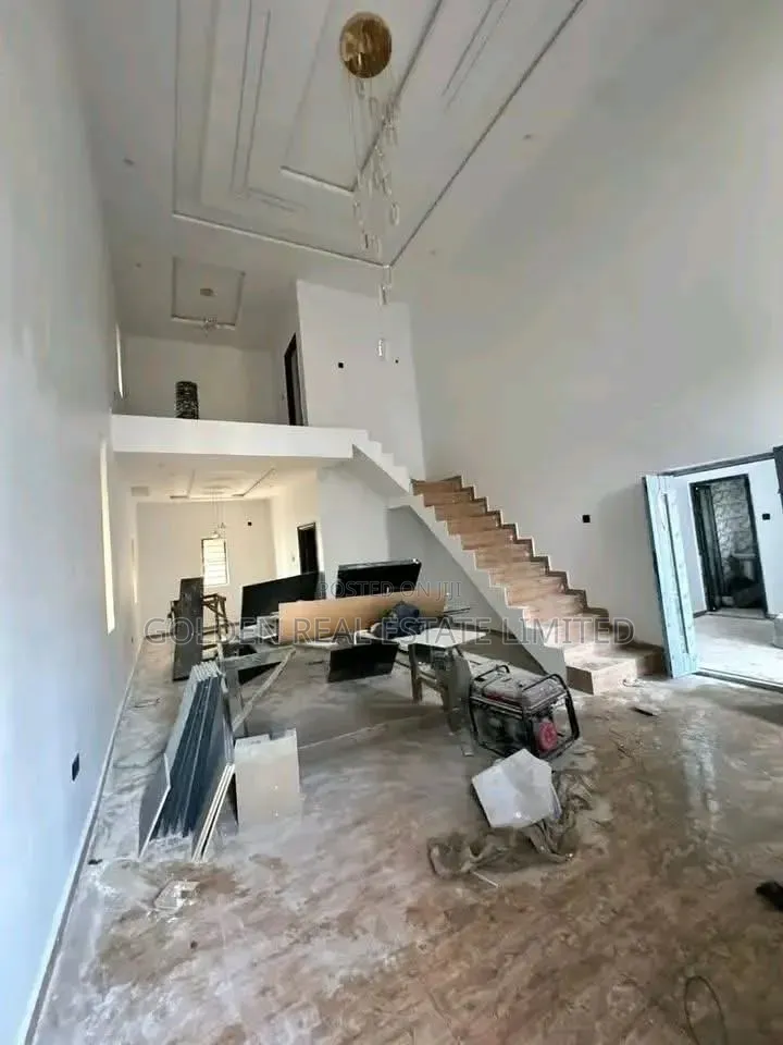3bdrm Duplex in Eneka for sale