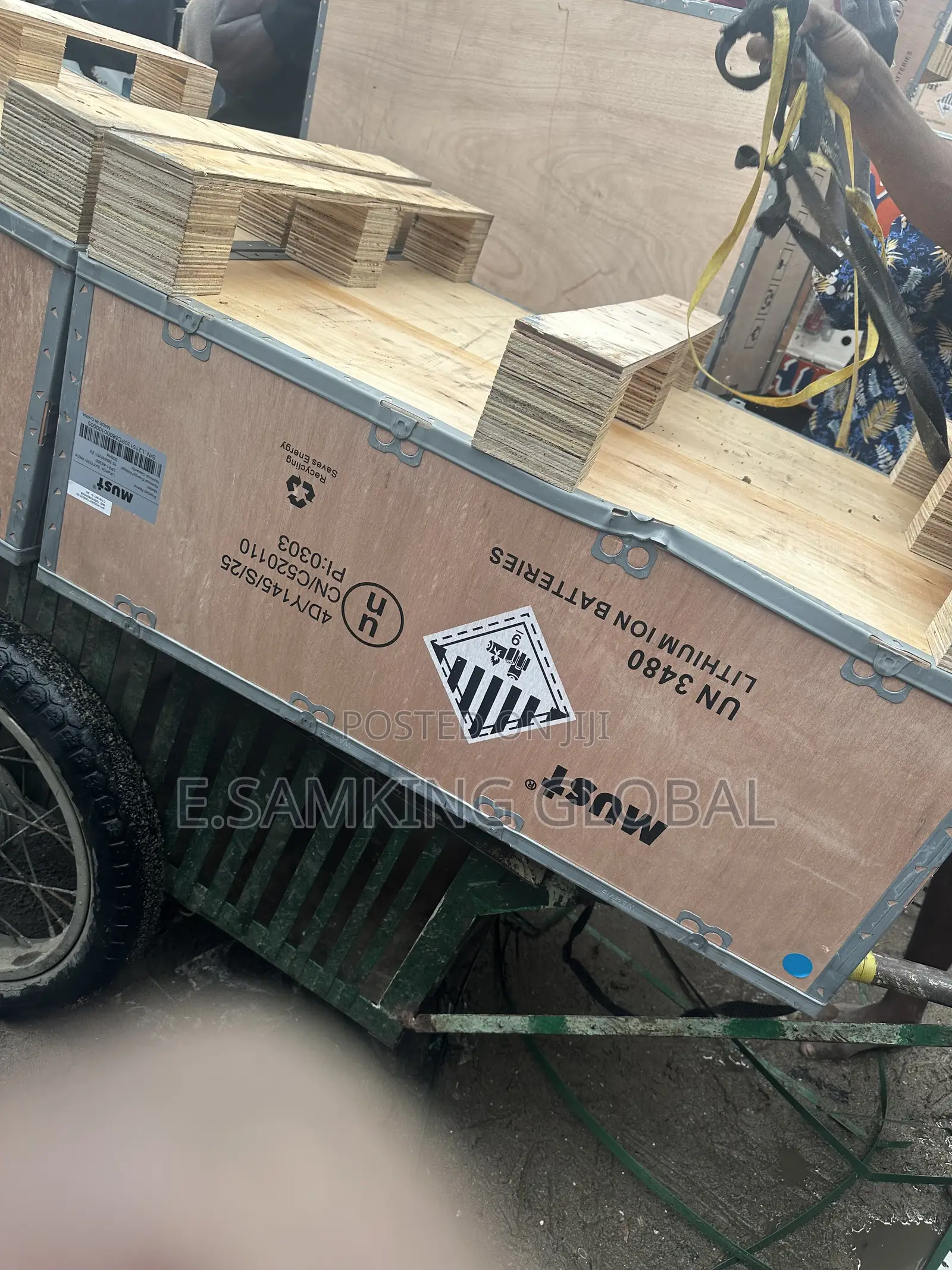 15.36kwh Must Lithium Ion Batteries