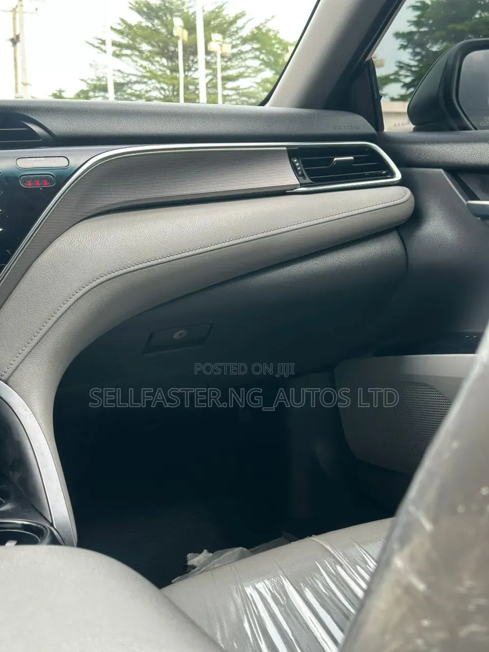 Toyota Camry 2018 Green