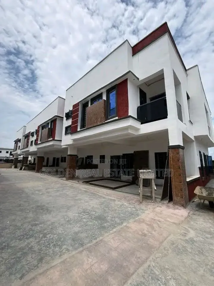 4bdrm Duplex in Lekki Phase 1 for sale