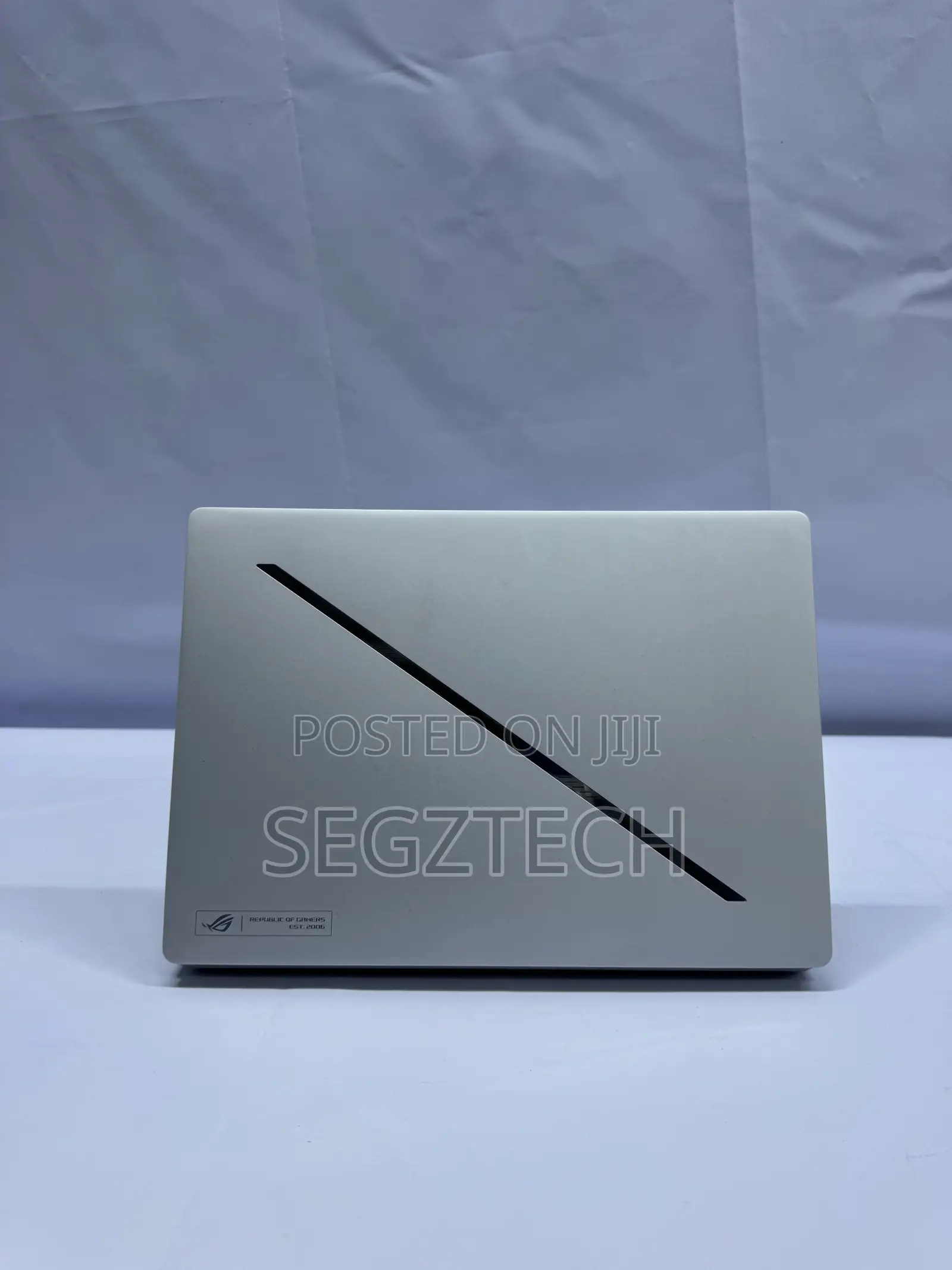 Laptop Asus ROG Strix G16 G614 32GB AMD Ryzen 9 SSD 2T