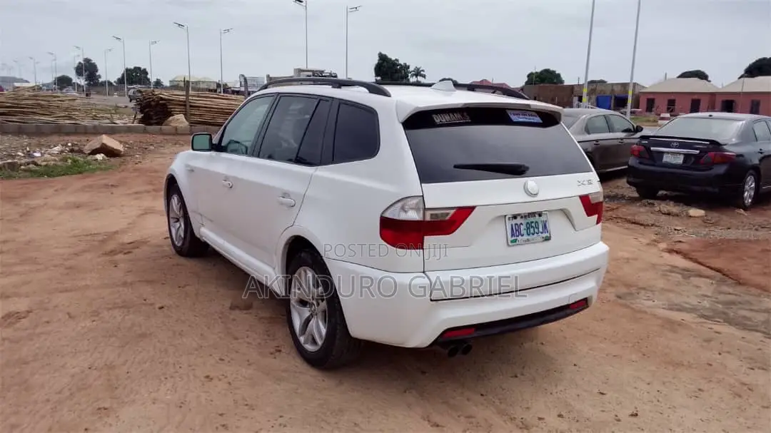 BMW X3 xDrive30i 2010 White