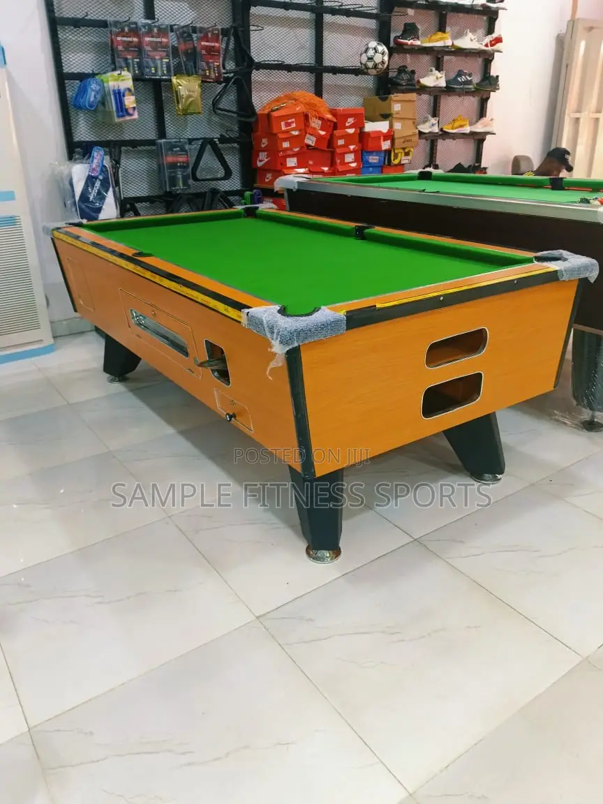 HDF 7ft Akala Marble Marble Top and Coin Operated Machine