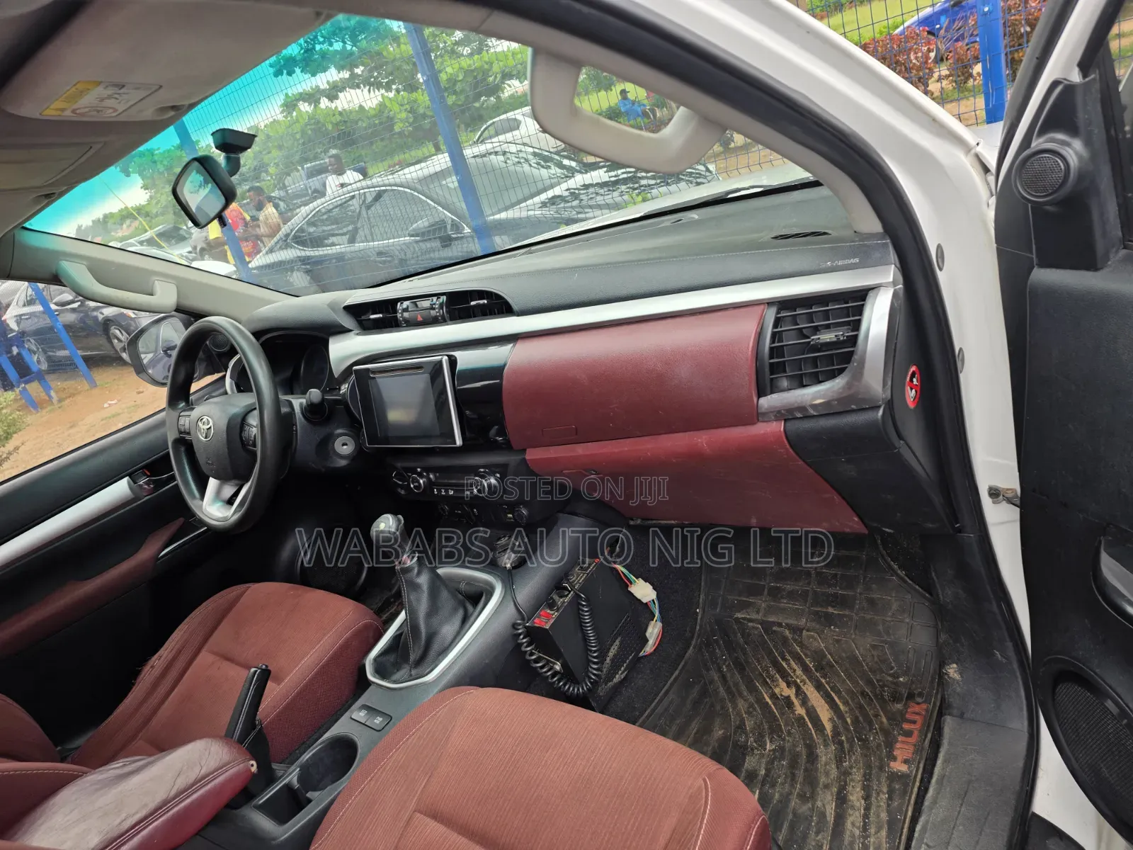 Toyota Hilux 2020 White