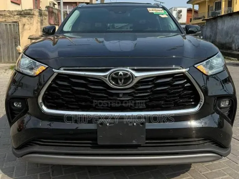 Toyota Highlander 2021 Black