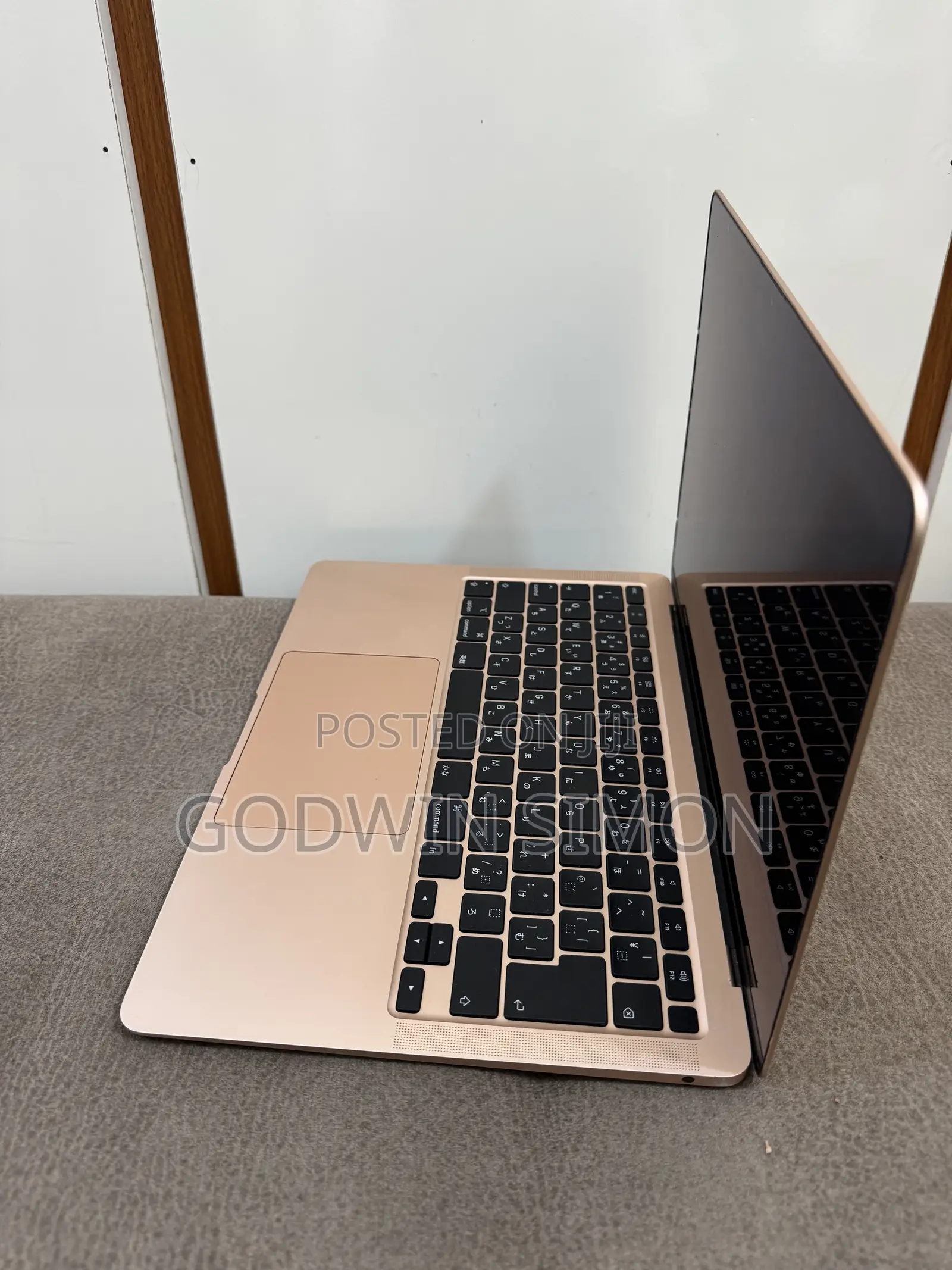 Laptop Apple MacBook Air 2020 8GB Intel Core i5 SSD 512GB