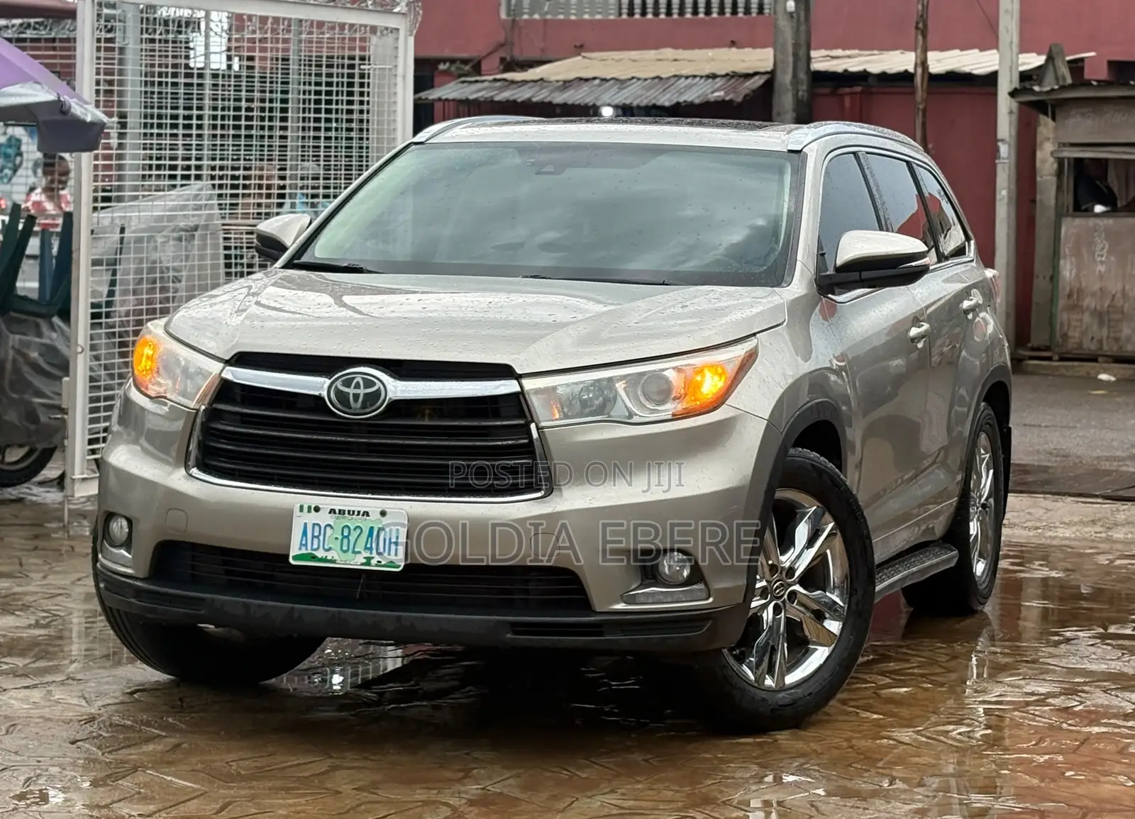 Toyota Highlander 2016 Gold
