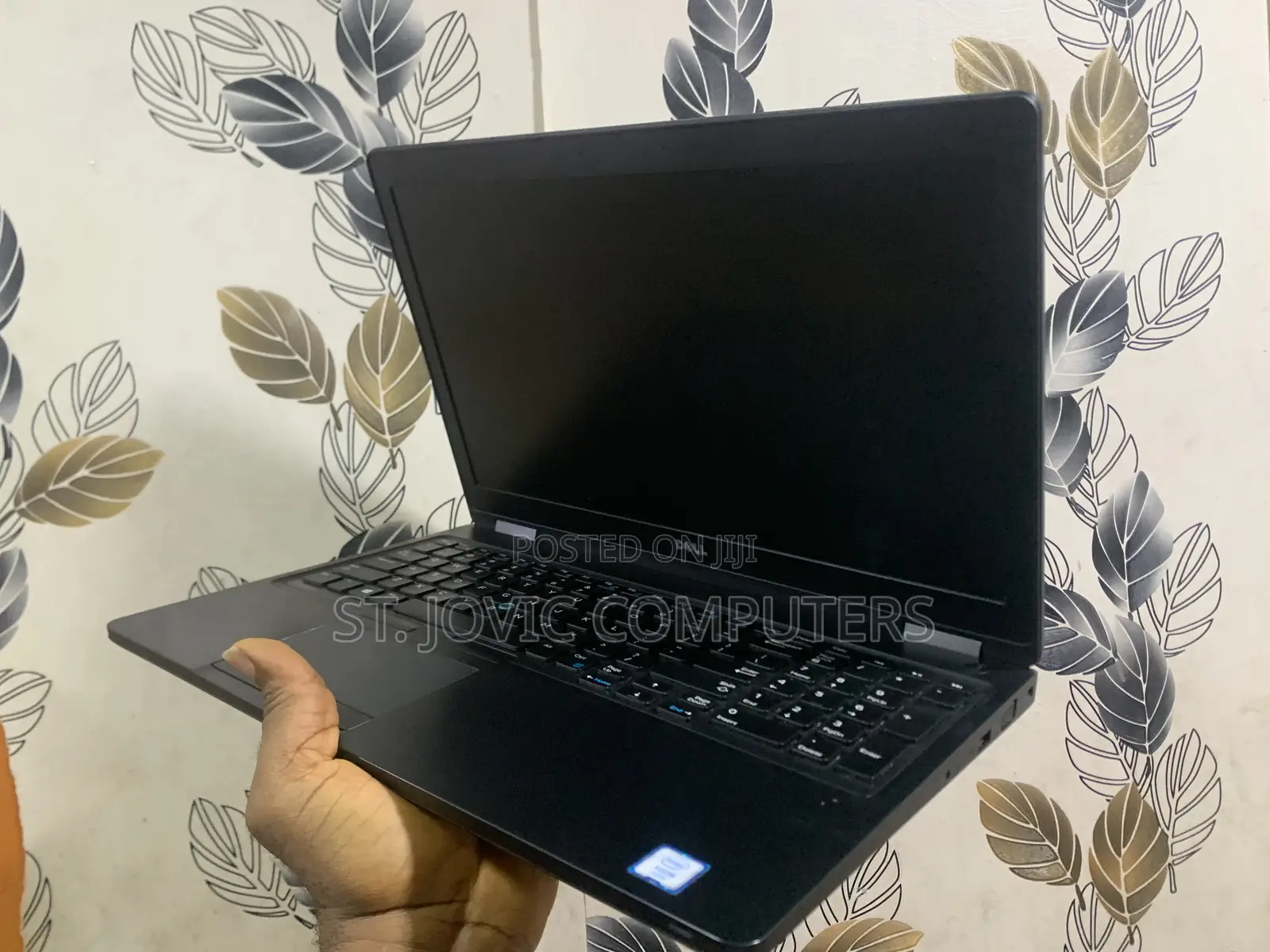 Laptop Dell Precision 15 3520 8GB Intel Xeon SSD 256GB