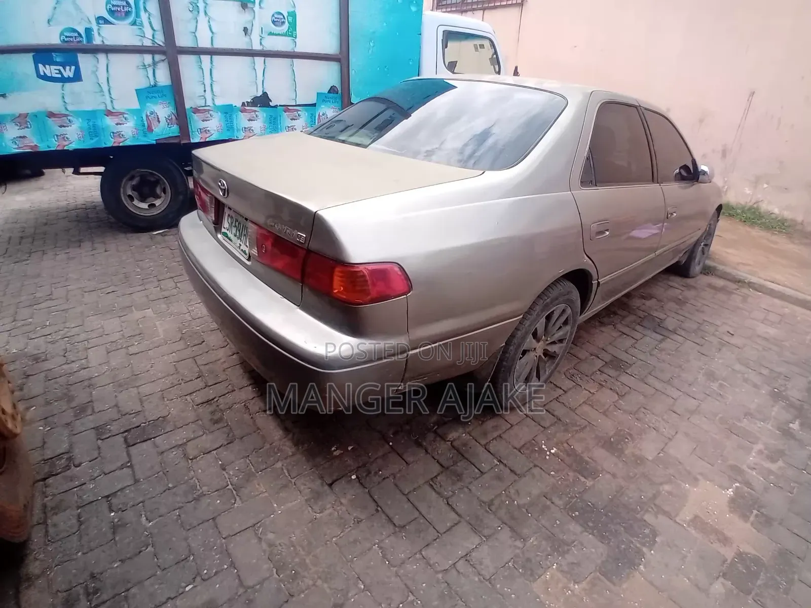 Toyota Camry 2001 Gray