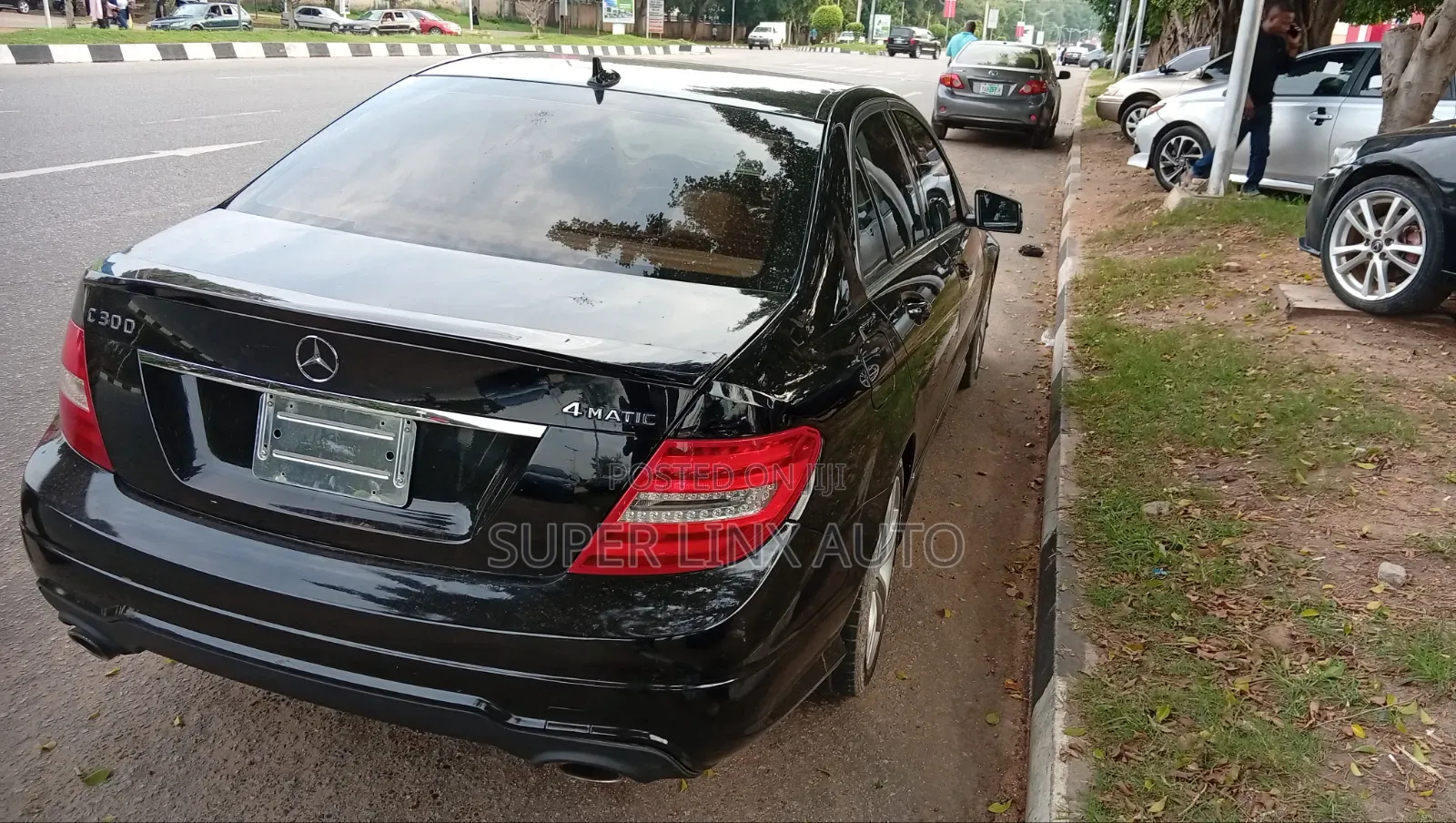 Mercedes-Benz C300 2013 Black