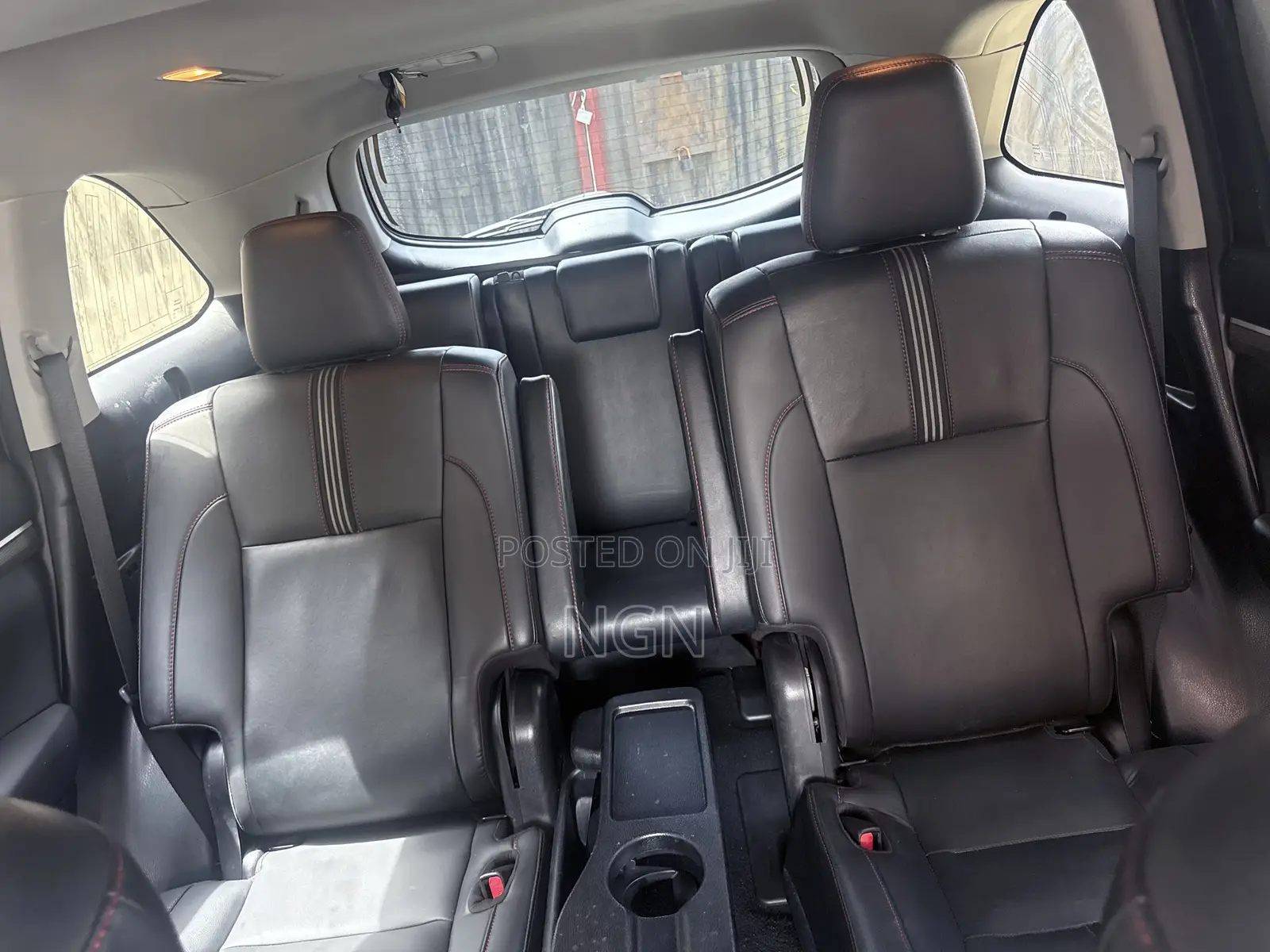 Toyota Highlander SE 2019 Gray