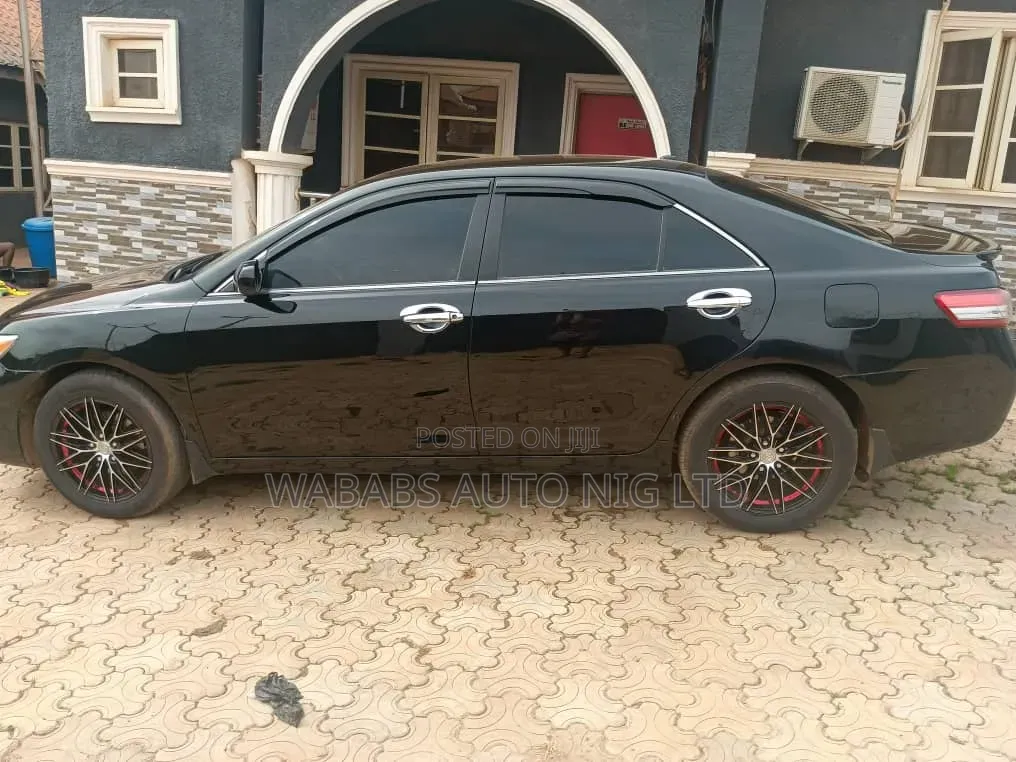 Toyota Camry 2011 Black