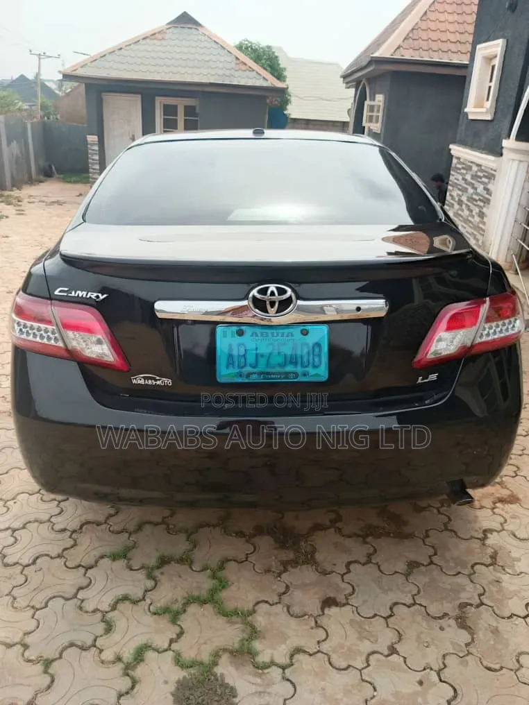 Toyota Camry 2011 Black