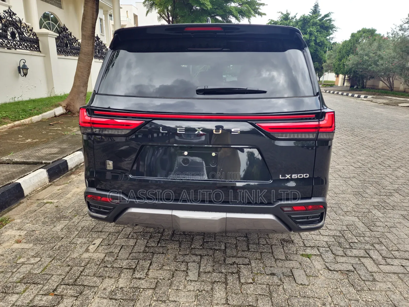 New Lexus LX 2025 Black
