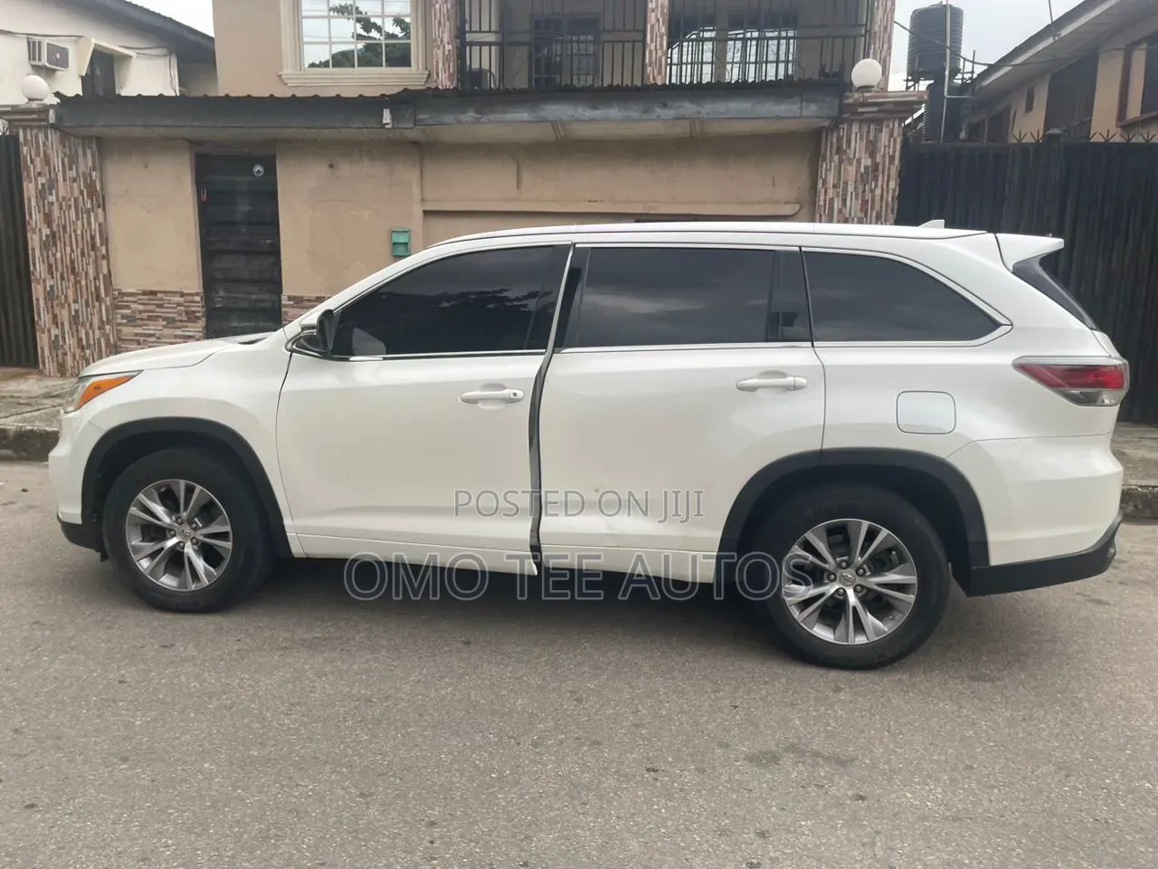 Toyota Highlander XLE 4dr SUV (3.5L 6cyl 6A) 2015 White