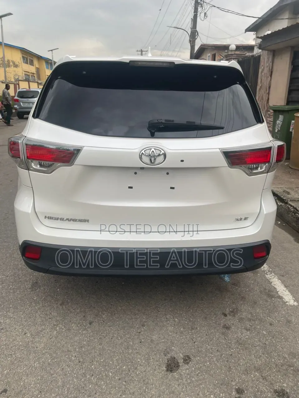 Toyota Highlander XLE 4dr SUV (3.5L 6cyl 6A) 2015 White