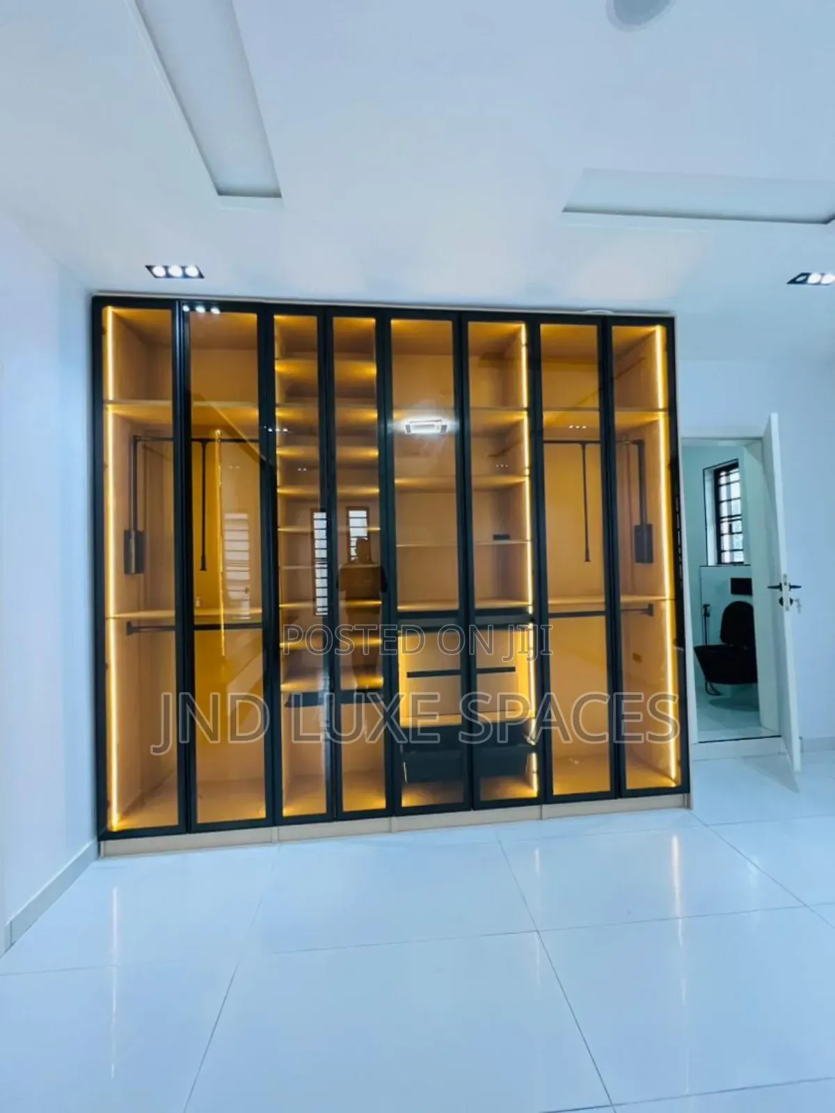 5bdrm Duplex in Ikota for sale