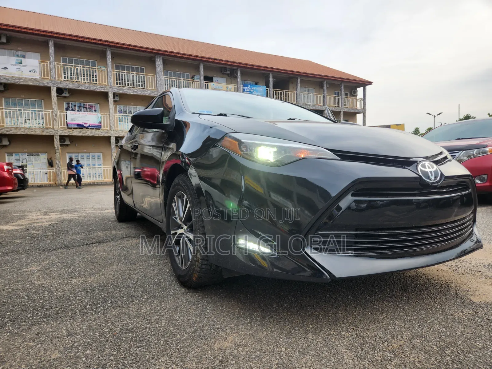 Toyota Corolla LE (1.8L 4cyl 2A) 2018 Black