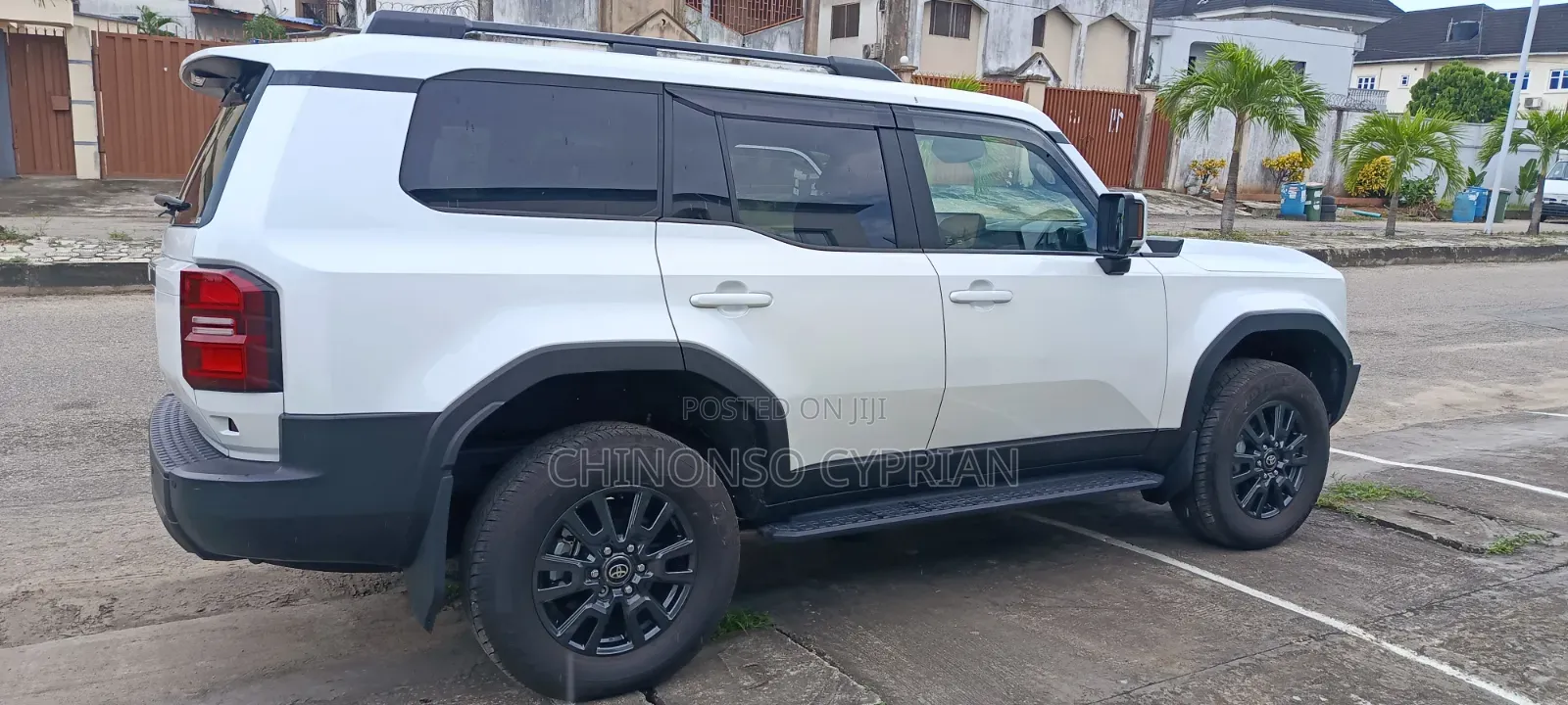 Toyota Land Cruiser Prado 2024 White