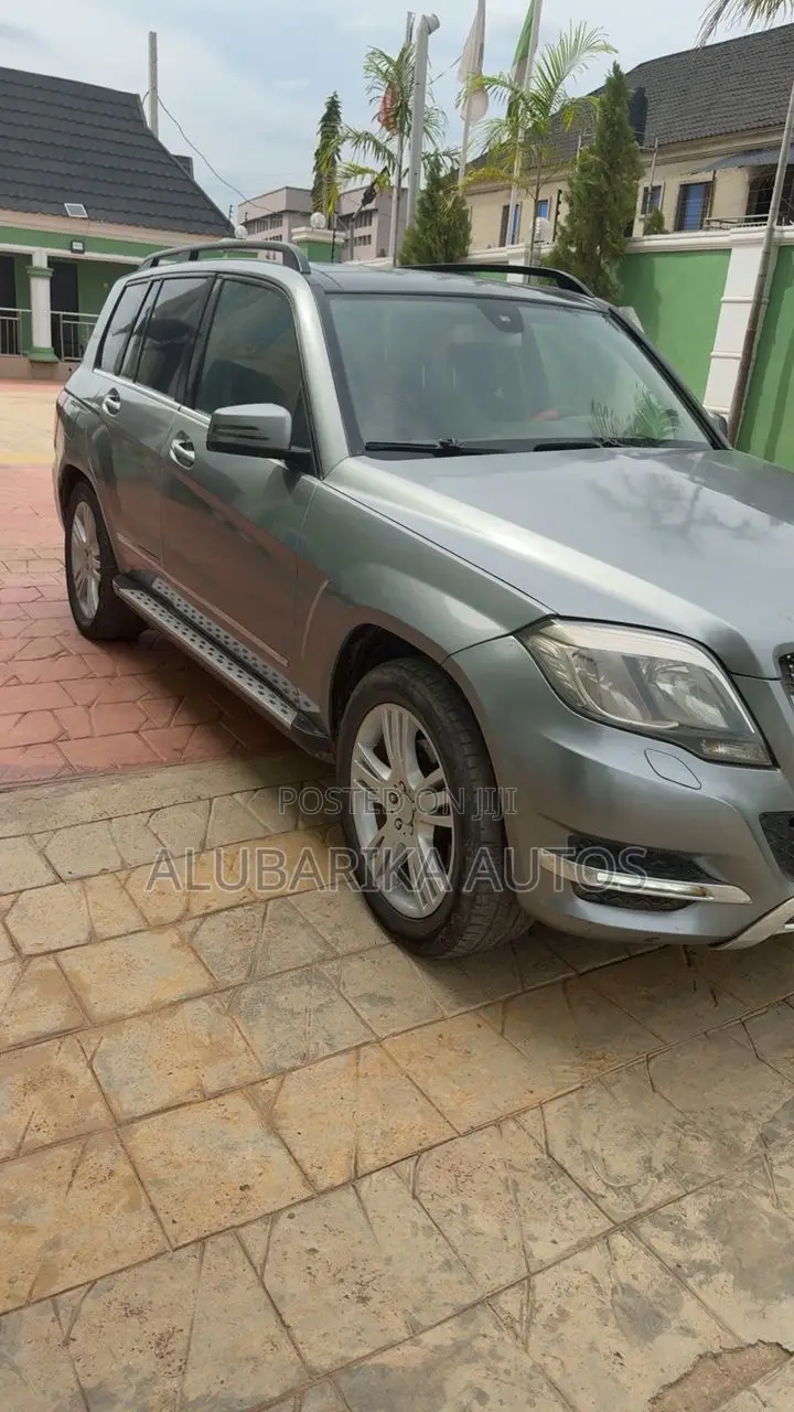 Mercedes-Benz GLK-Class 2012 Gray