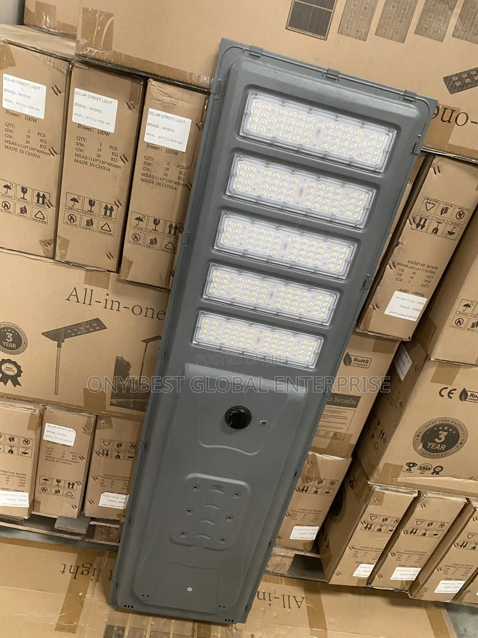 Heavy Duty Solar Street Light for Outdoor Use