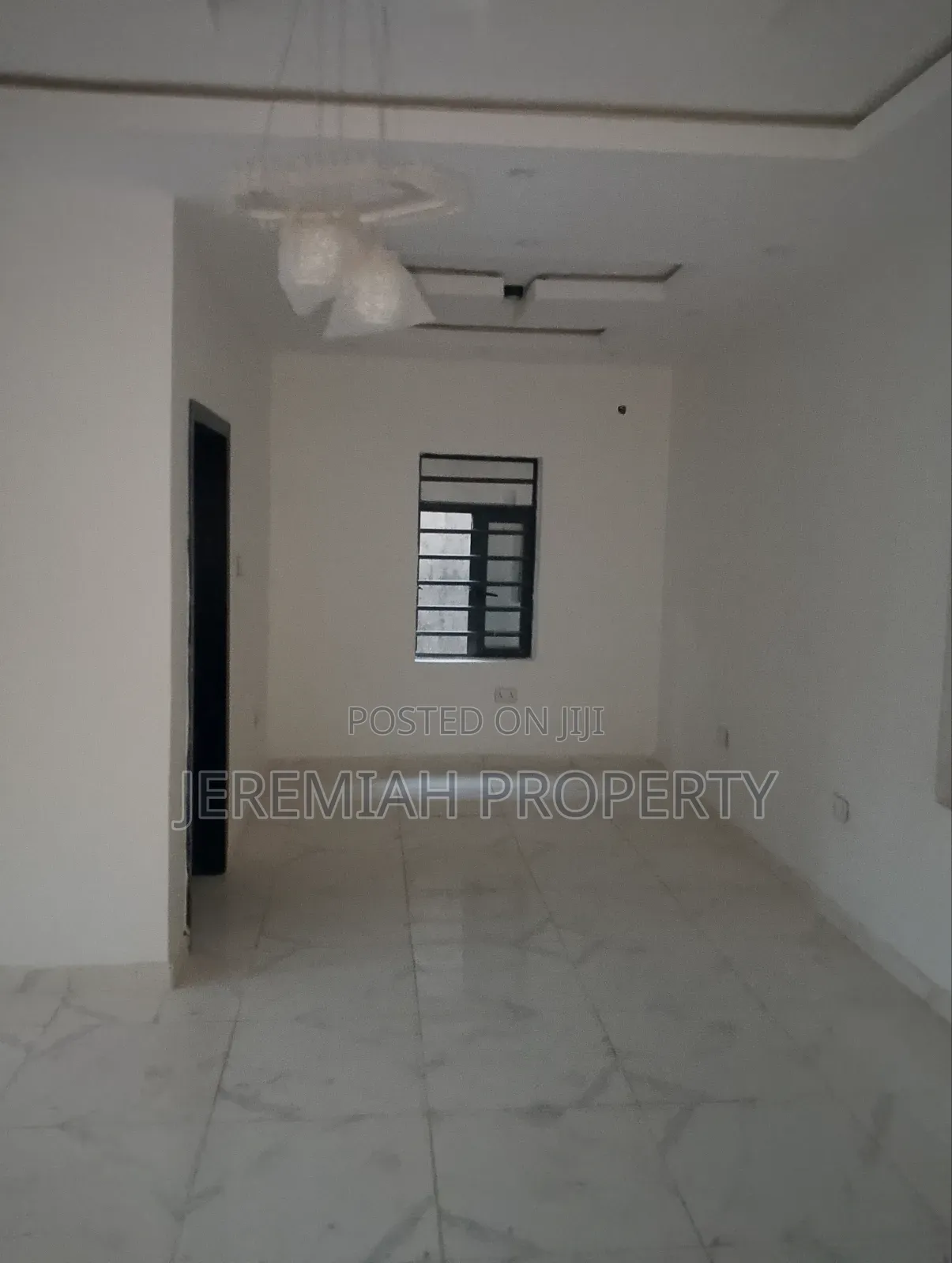 4bdrm Duplex in United Estate, Berger for sale