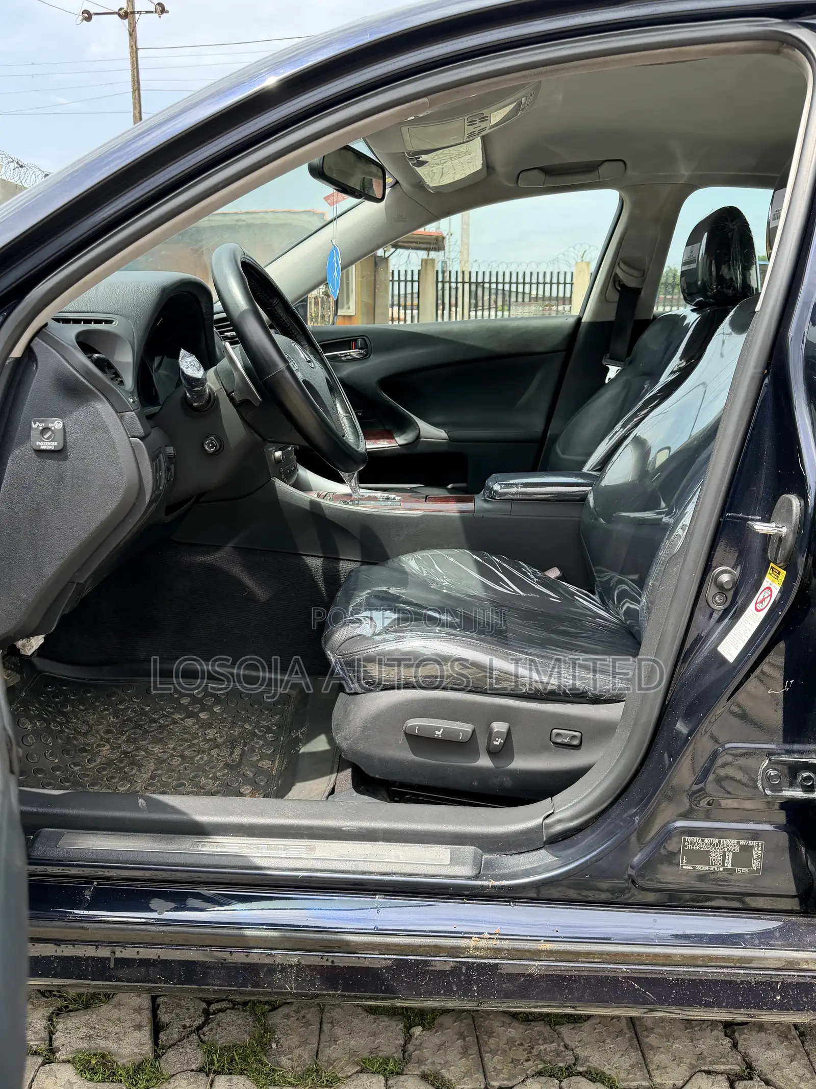 Lexus IS 250 2012 Blue