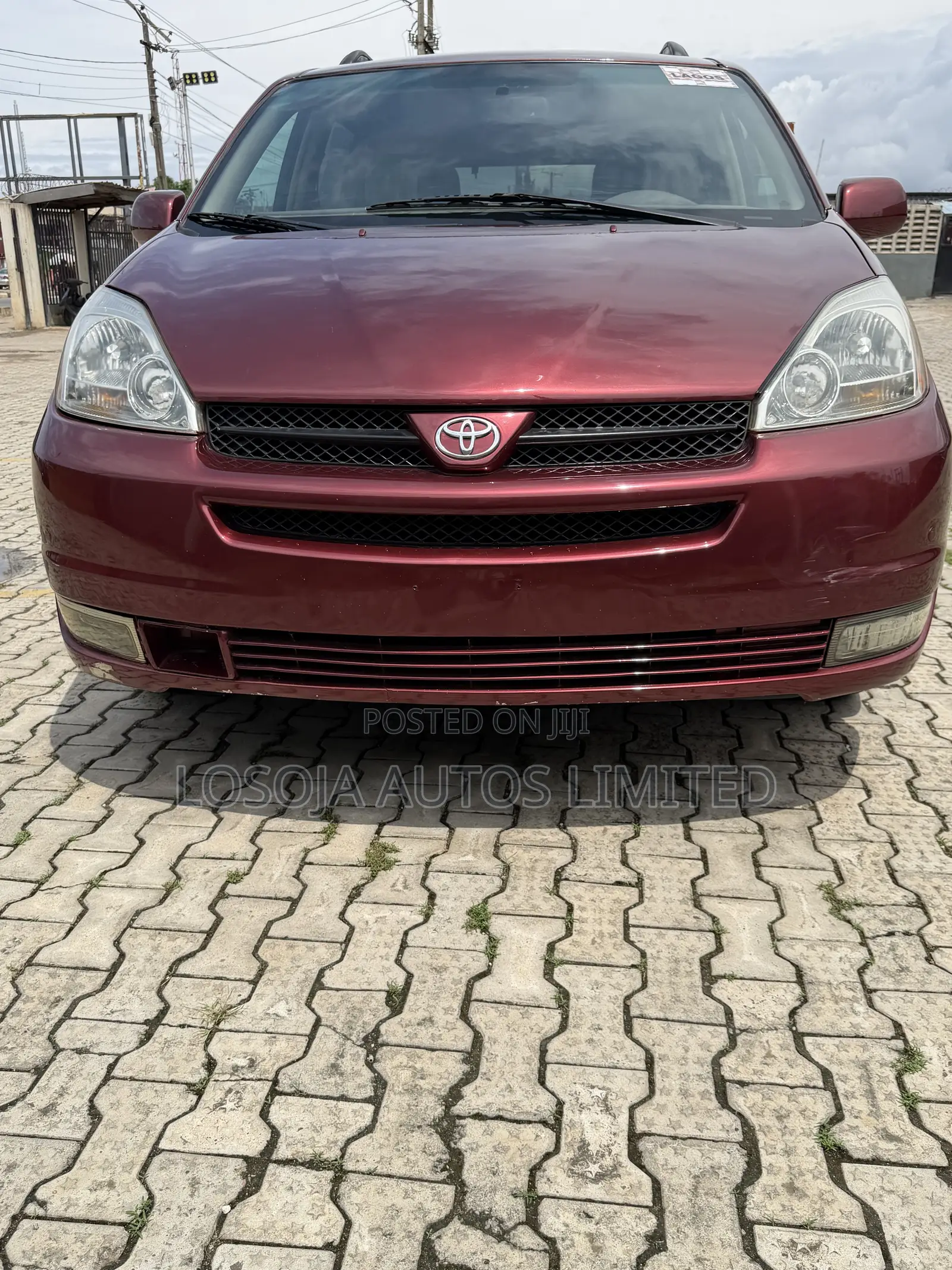 Toyota Sienna XLE FWD 2006 Red