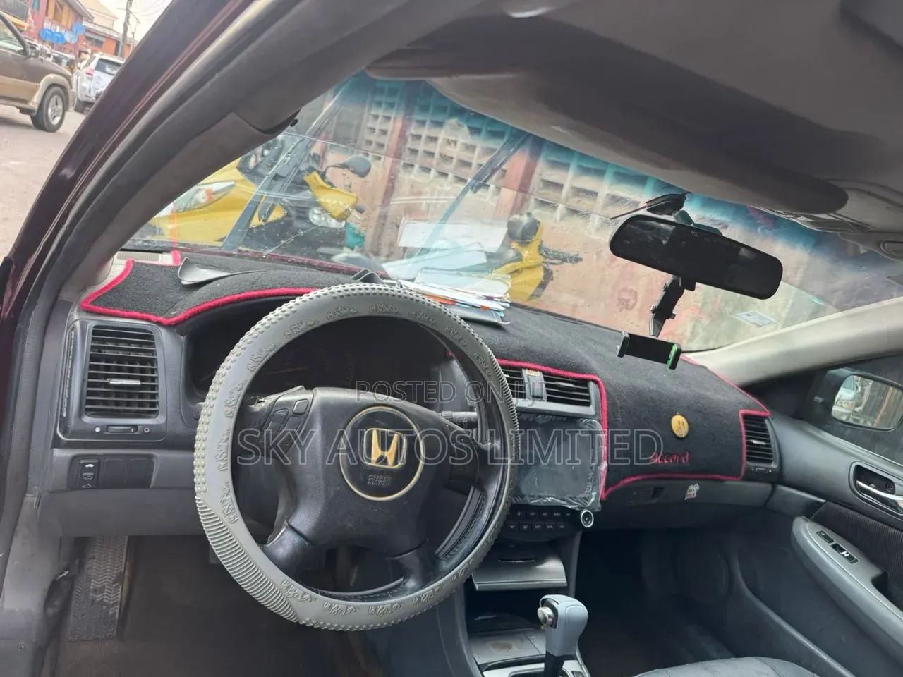 Honda Accord 2005 Red