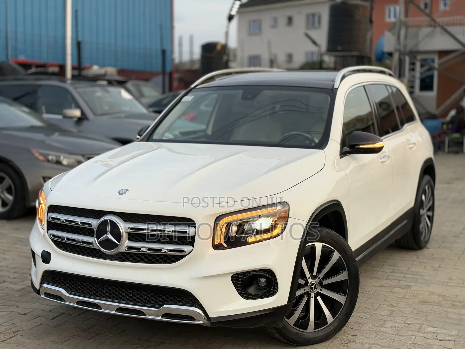 Mercedes-Benz GLB-Class GLB 250 4MATIC 2023 White