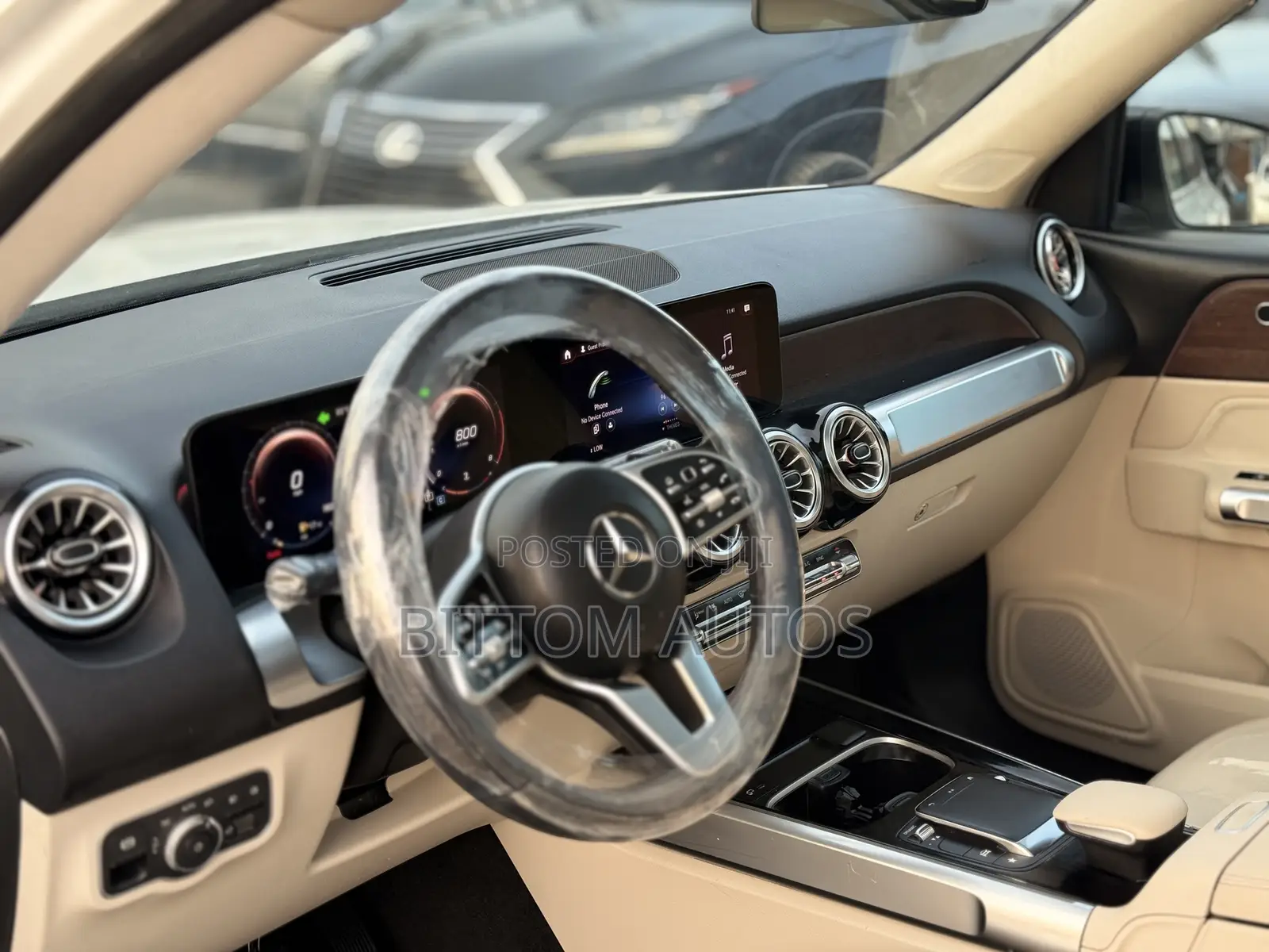 Mercedes-Benz GLB-Class GLB 250 4MATIC 2023 White